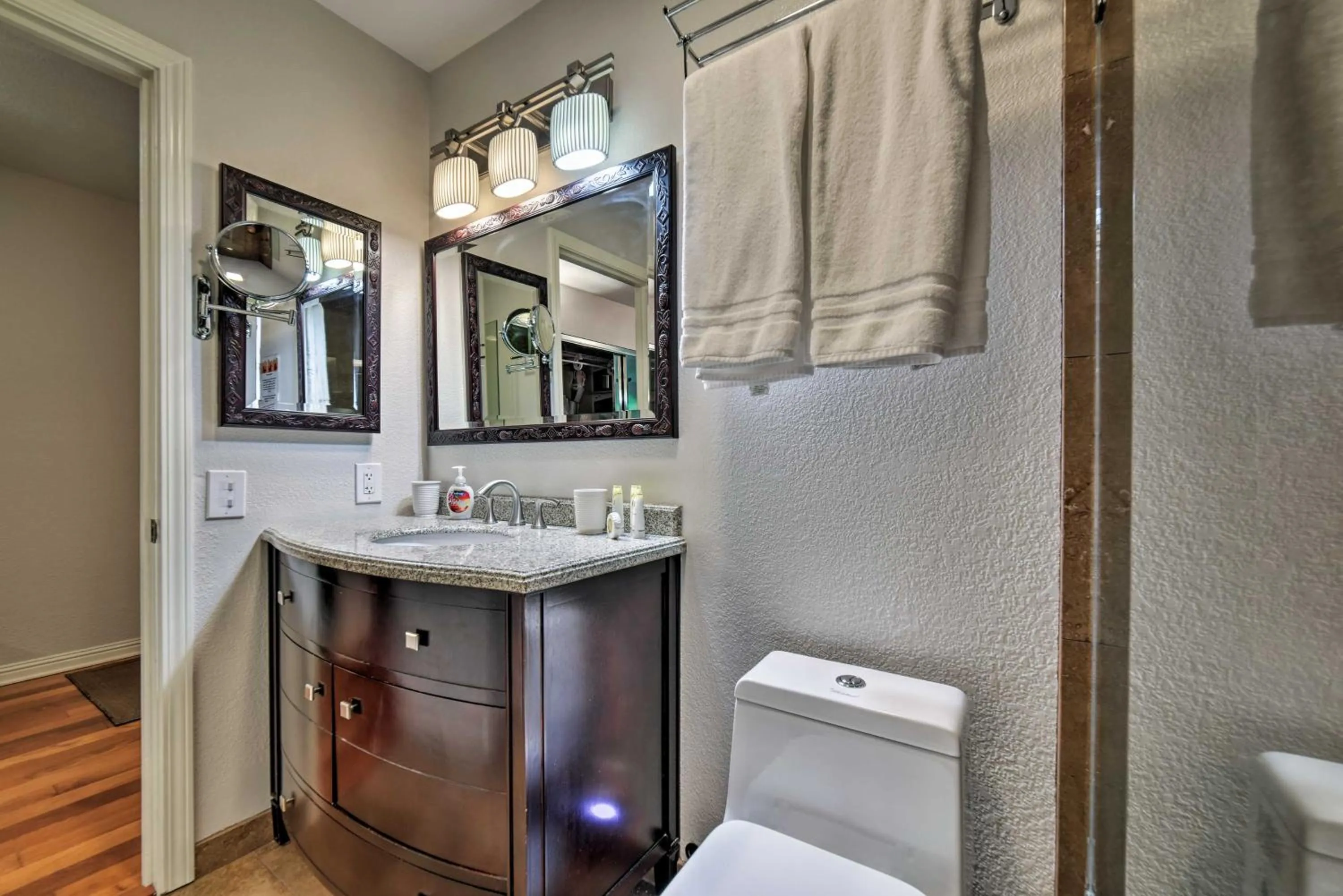 Garden View Condo with Pool - 400 Feet to Beach!