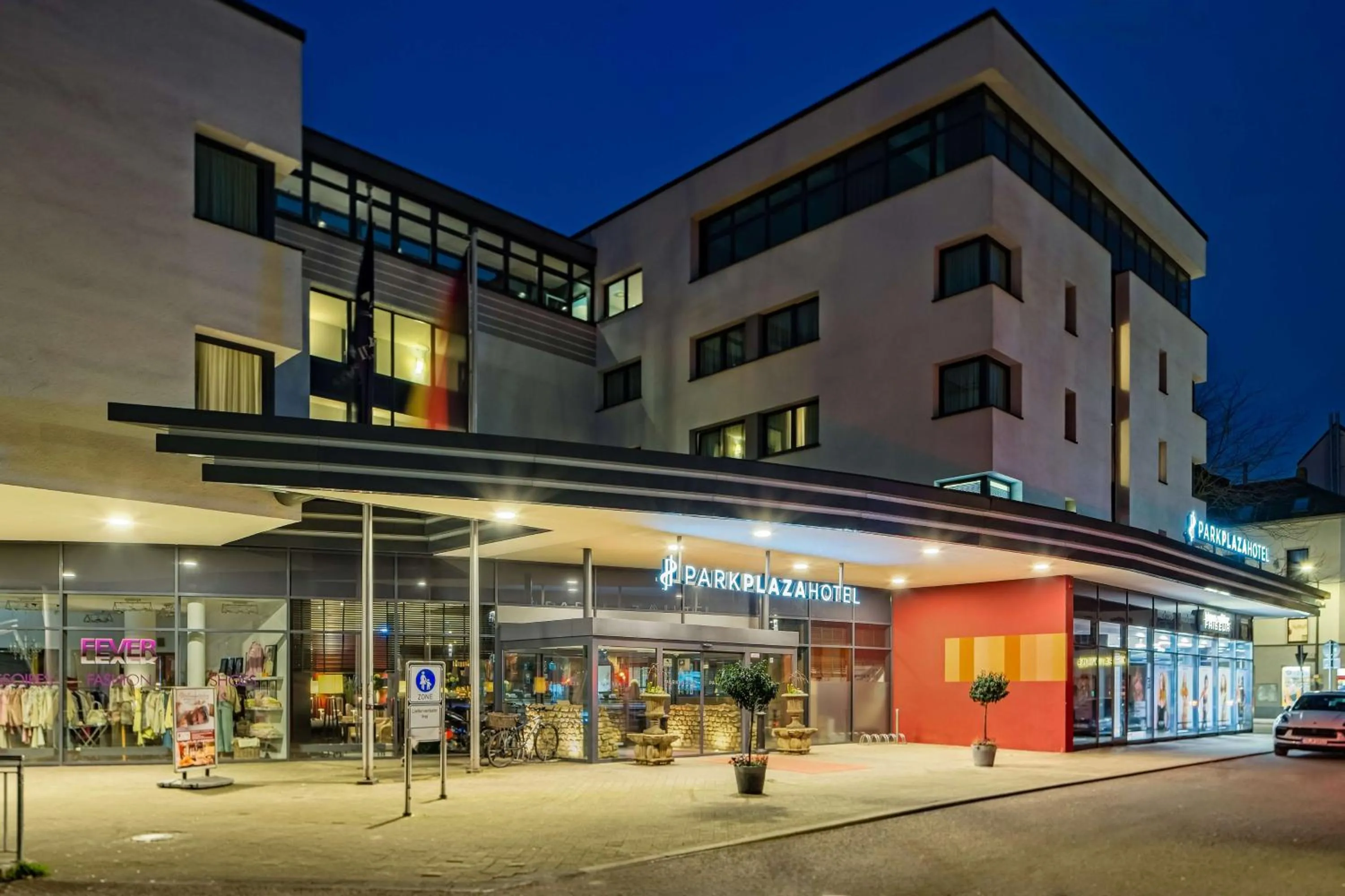 Property building in Park Plaza Trier