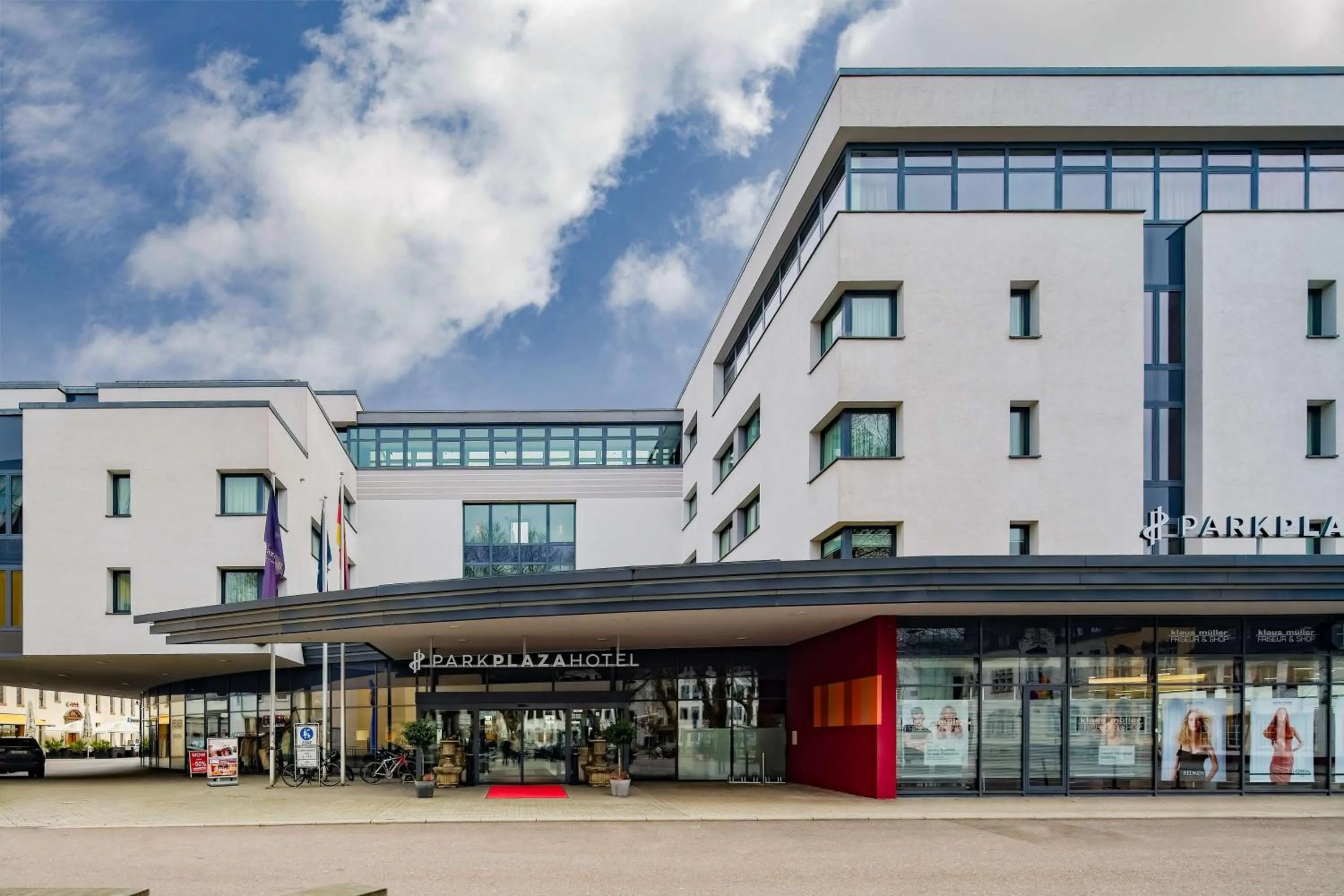 Property building in Park Plaza Trier