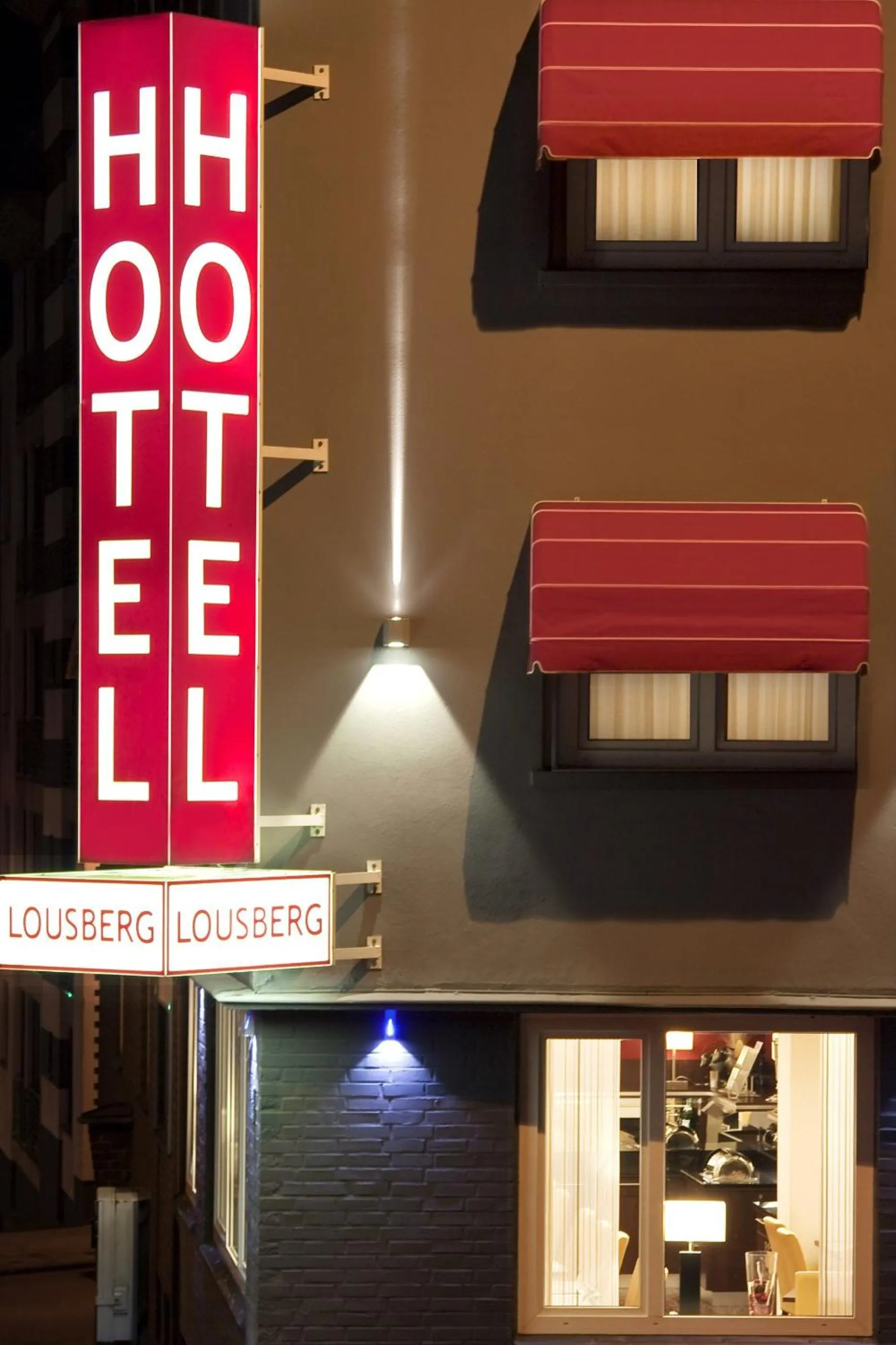 Facade/entrance in Hotel Lousberg