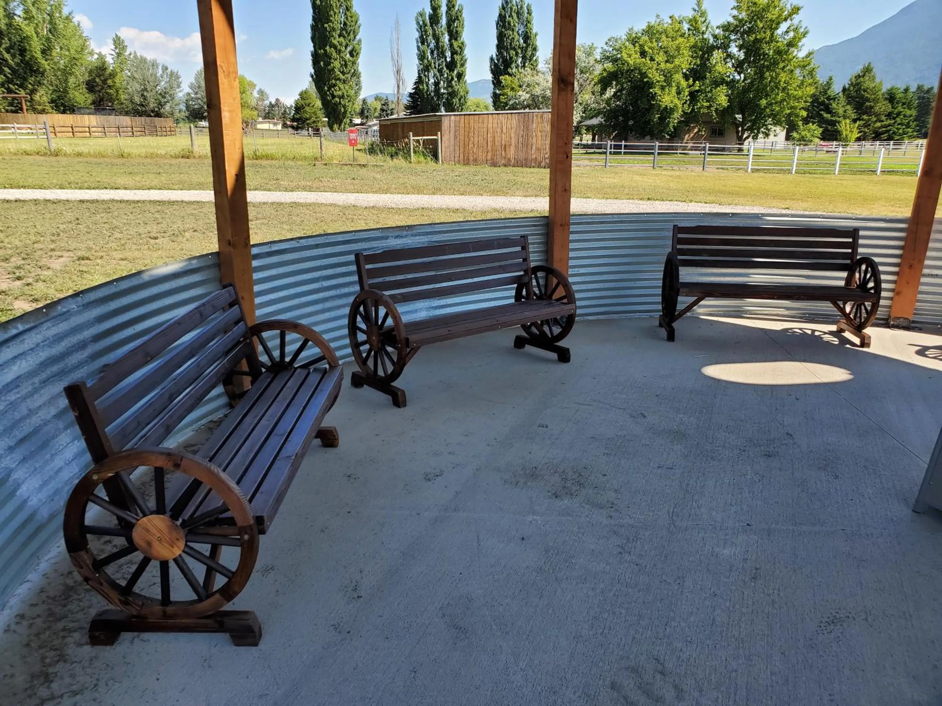 Property building in Glacier Acres Guest Ranch