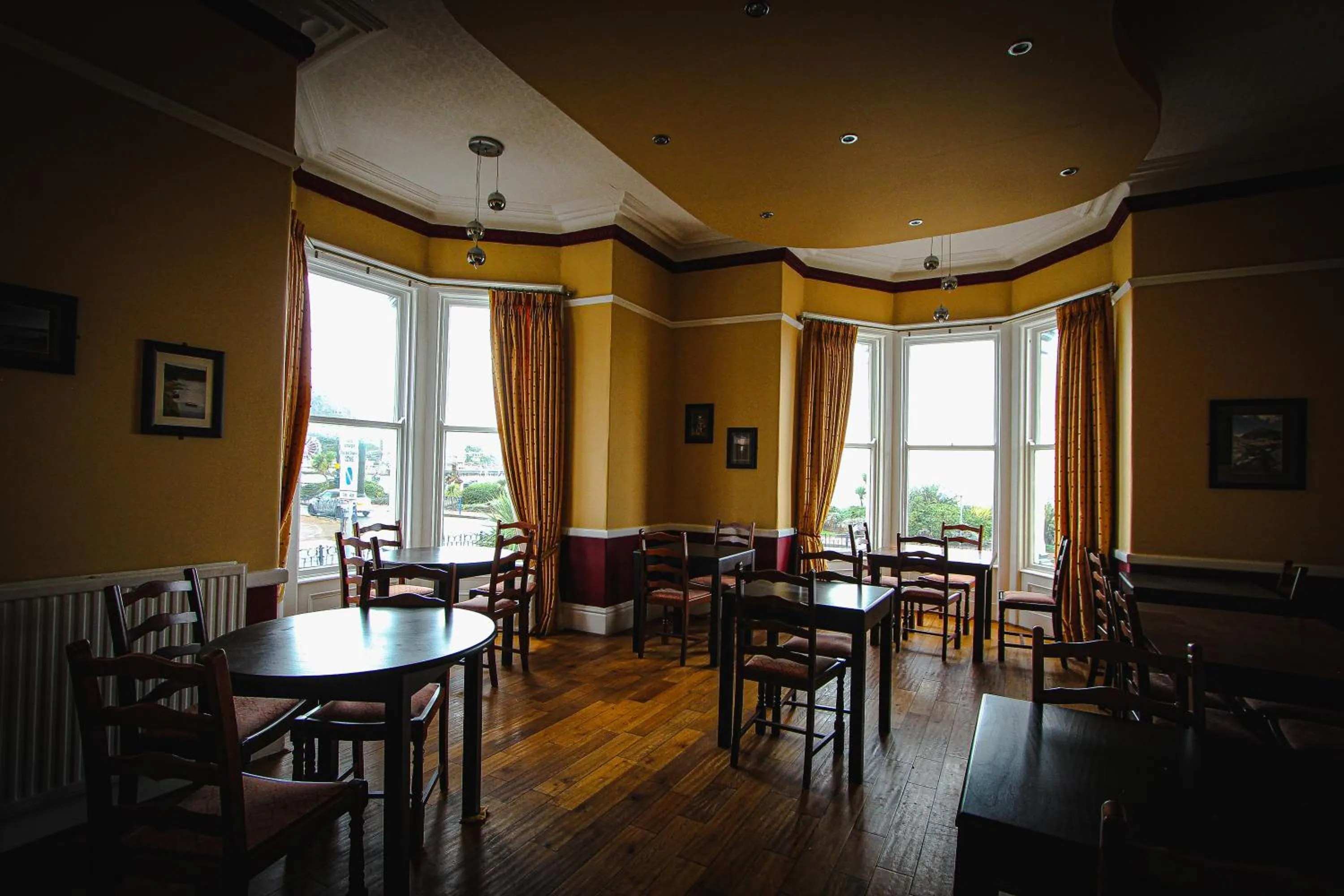 Restaurant/places to eat in Chatsworth House Hotel