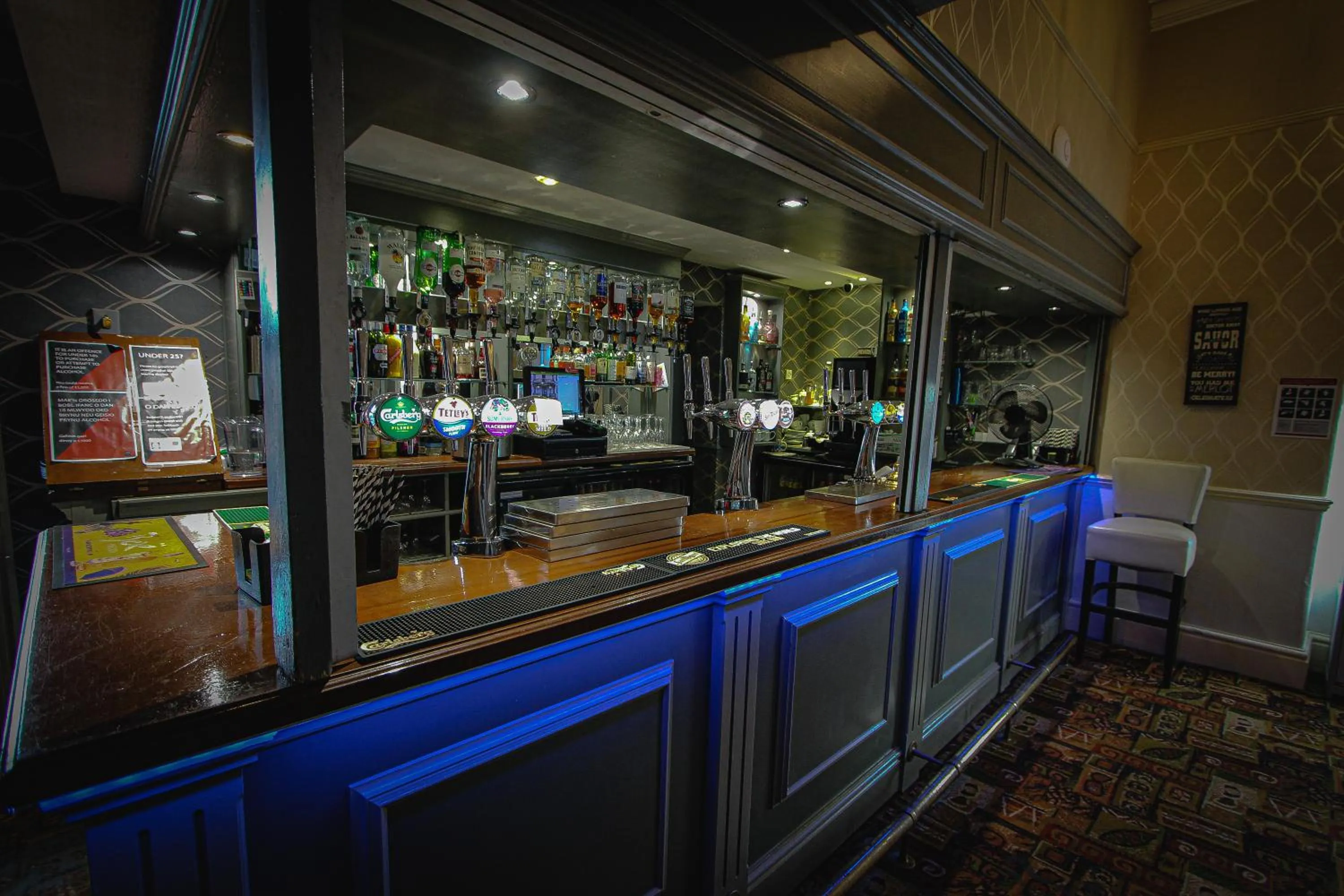 Lounge or bar in Chatsworth House Hotel