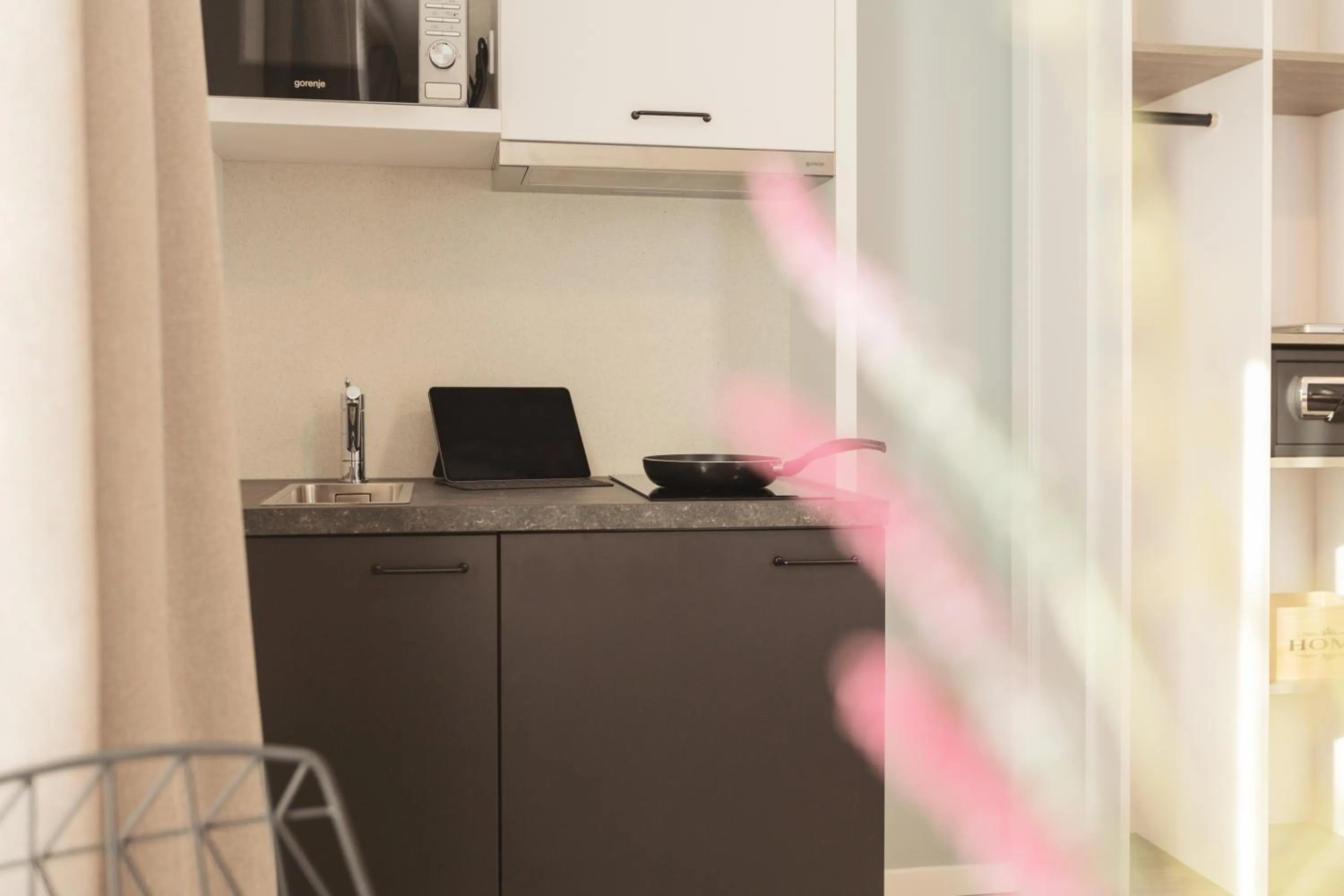 Kitchen or kitchenette in Yggotel Ravn