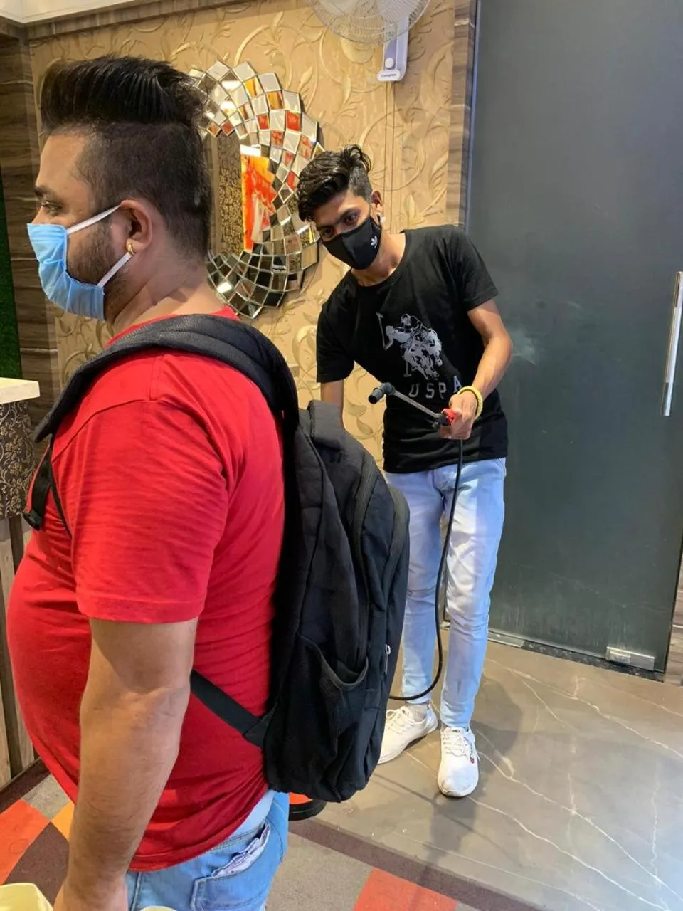 group of guests in Hotel Heaven View - 50m From Golden Temple