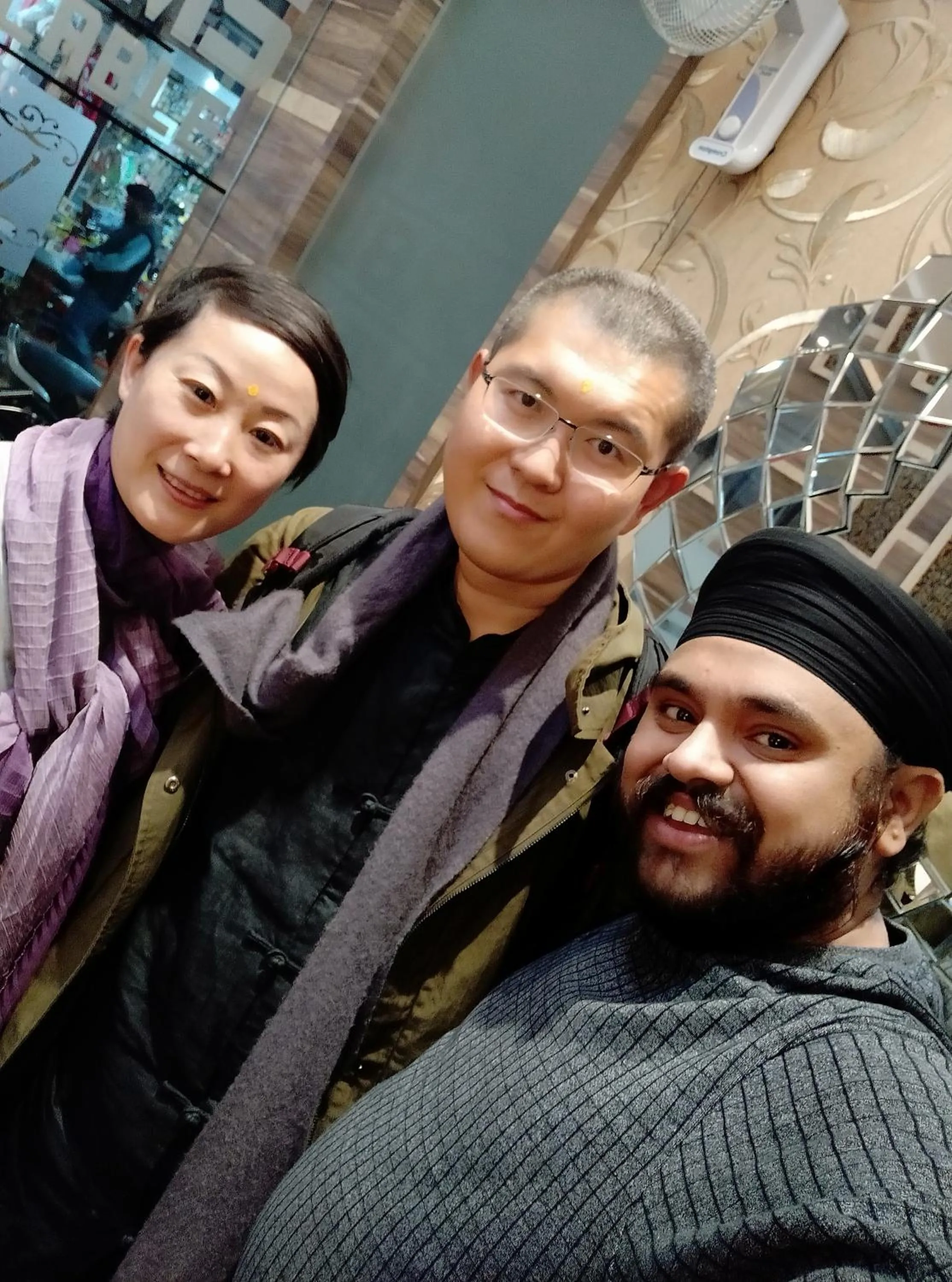 group of guests in Hotel Heaven View - 50m From Golden Temple