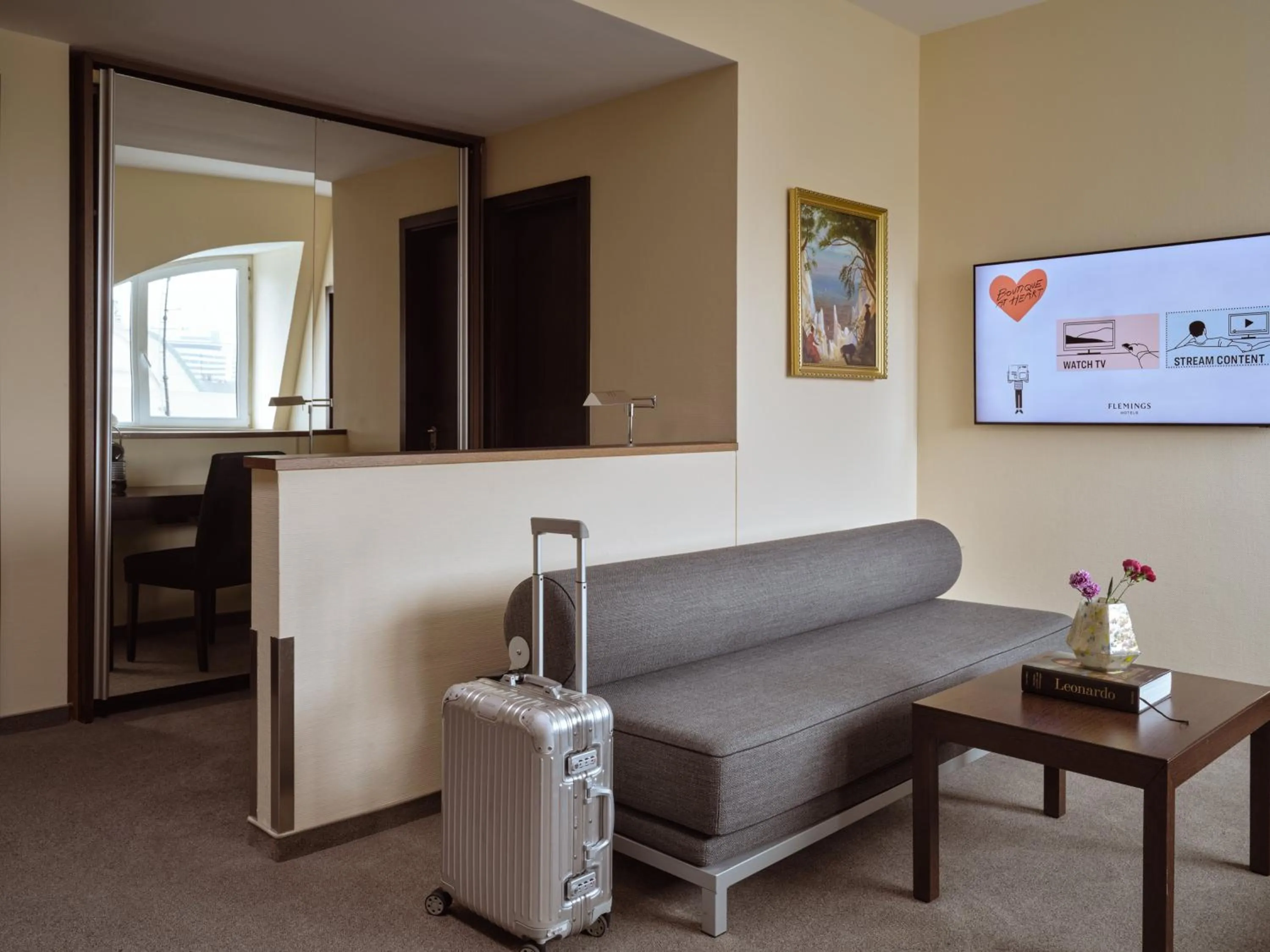 Bedroom in Metropolitan Hotel by Flemings