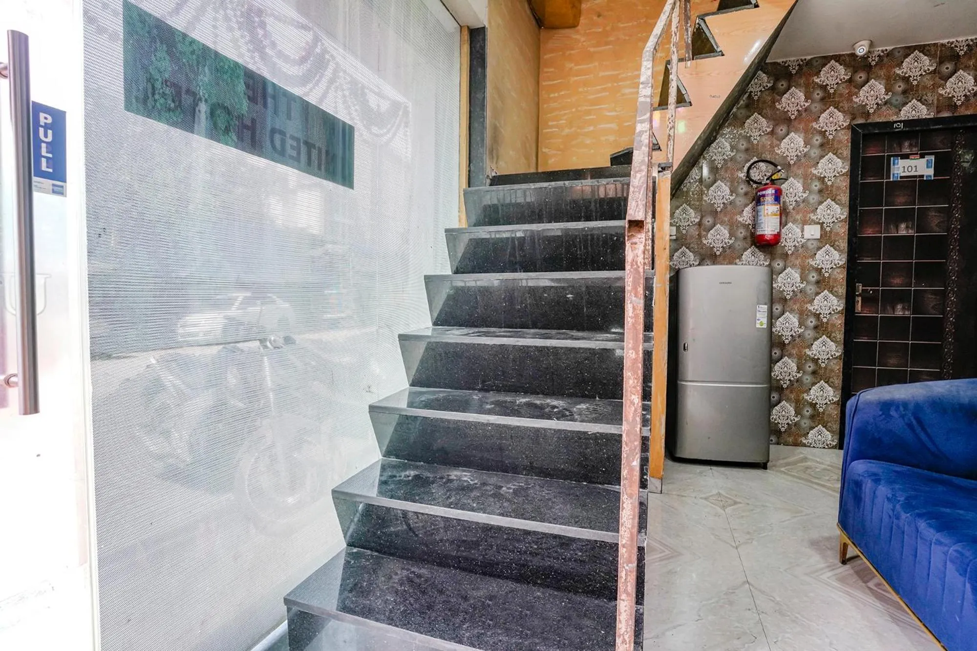 Lobby or reception in FabHotel The United - Nr Mumbai International Airport