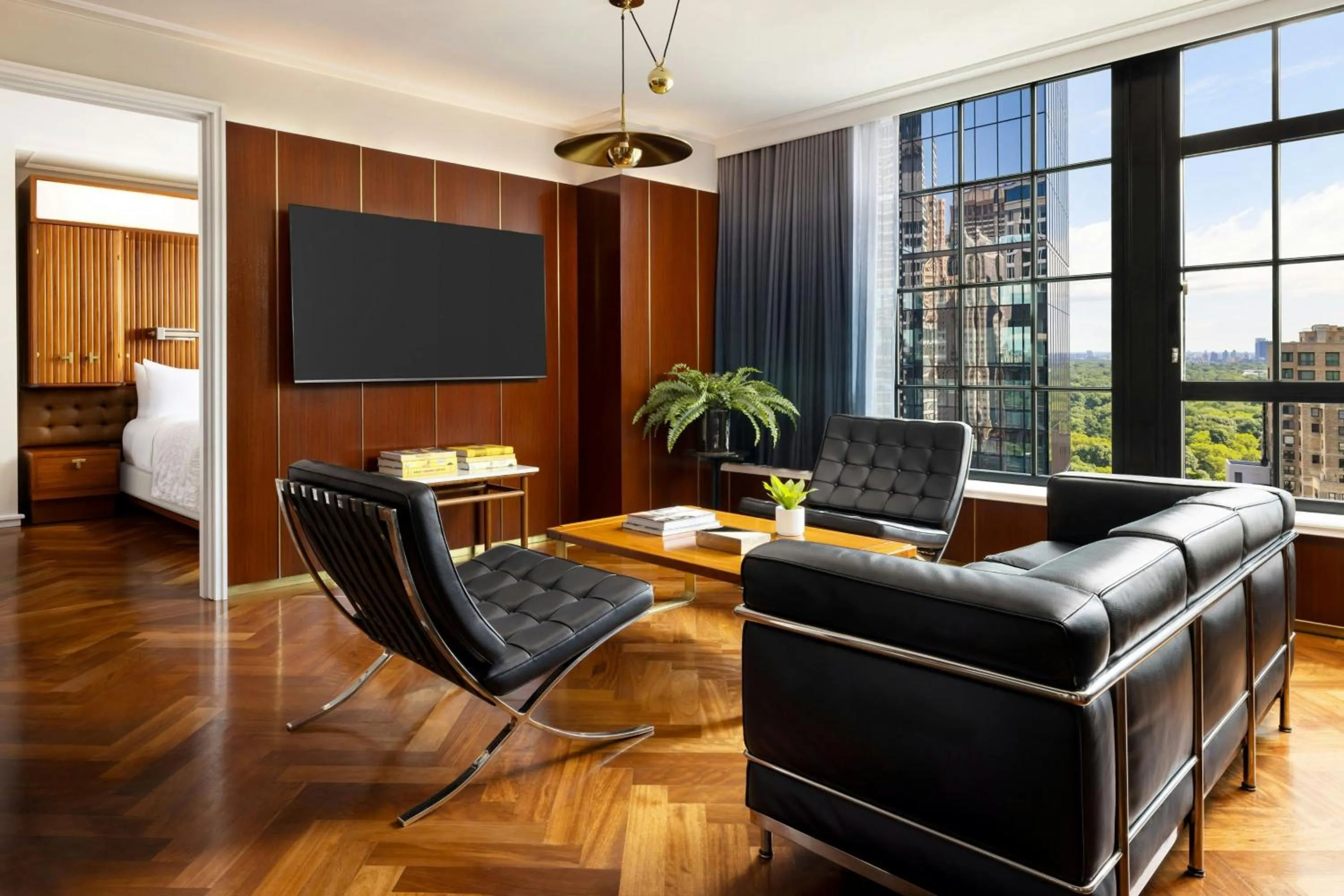 Photo of the whole room in Le Meridien New York, Central Park