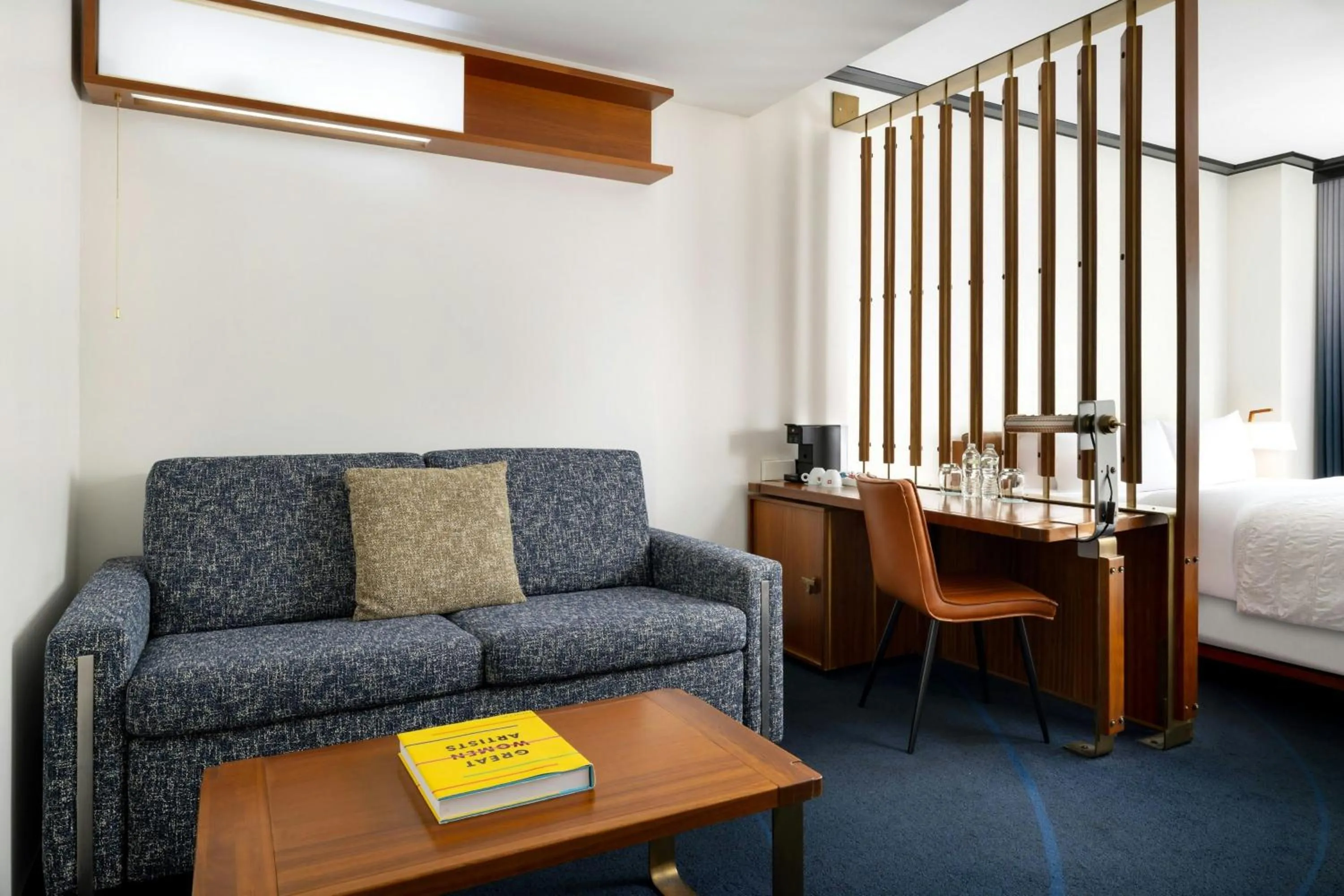 Photo of the whole room in Le Meridien New York, Central Park