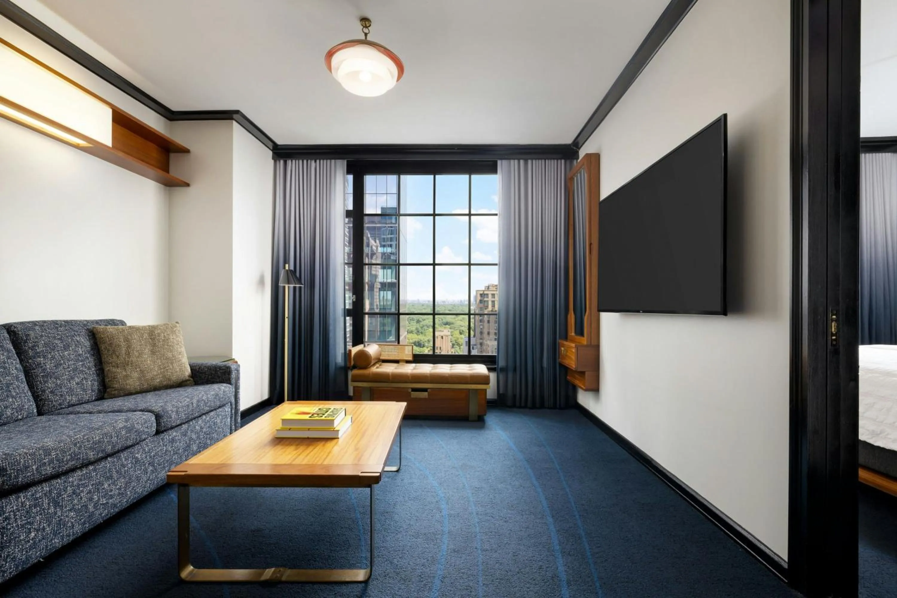 Photo of the whole room in Le Meridien New York, Central Park