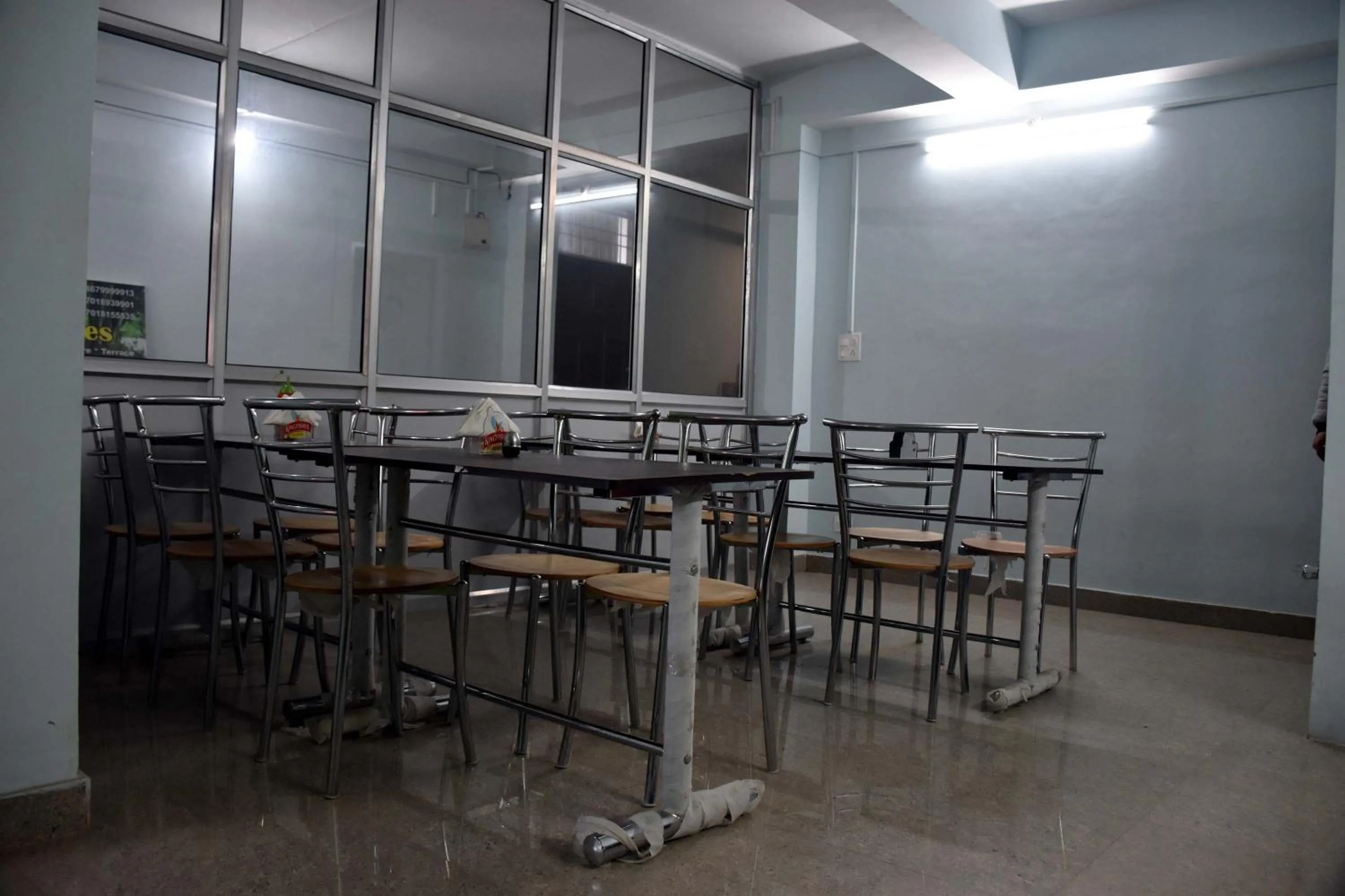 Restaurant/places to eat in Whistling Alpines