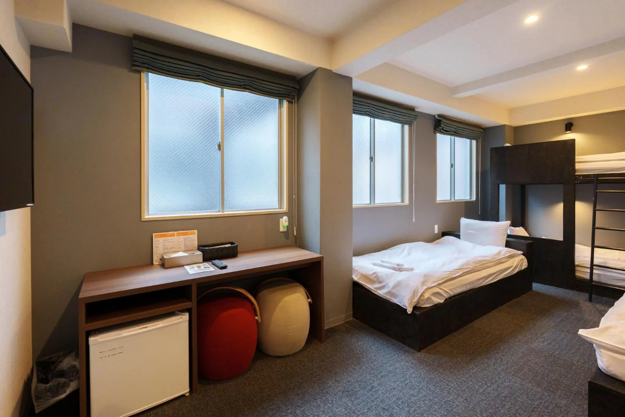 Photo of the whole room, Bed in BAKURO - DOYANEN HOTELs