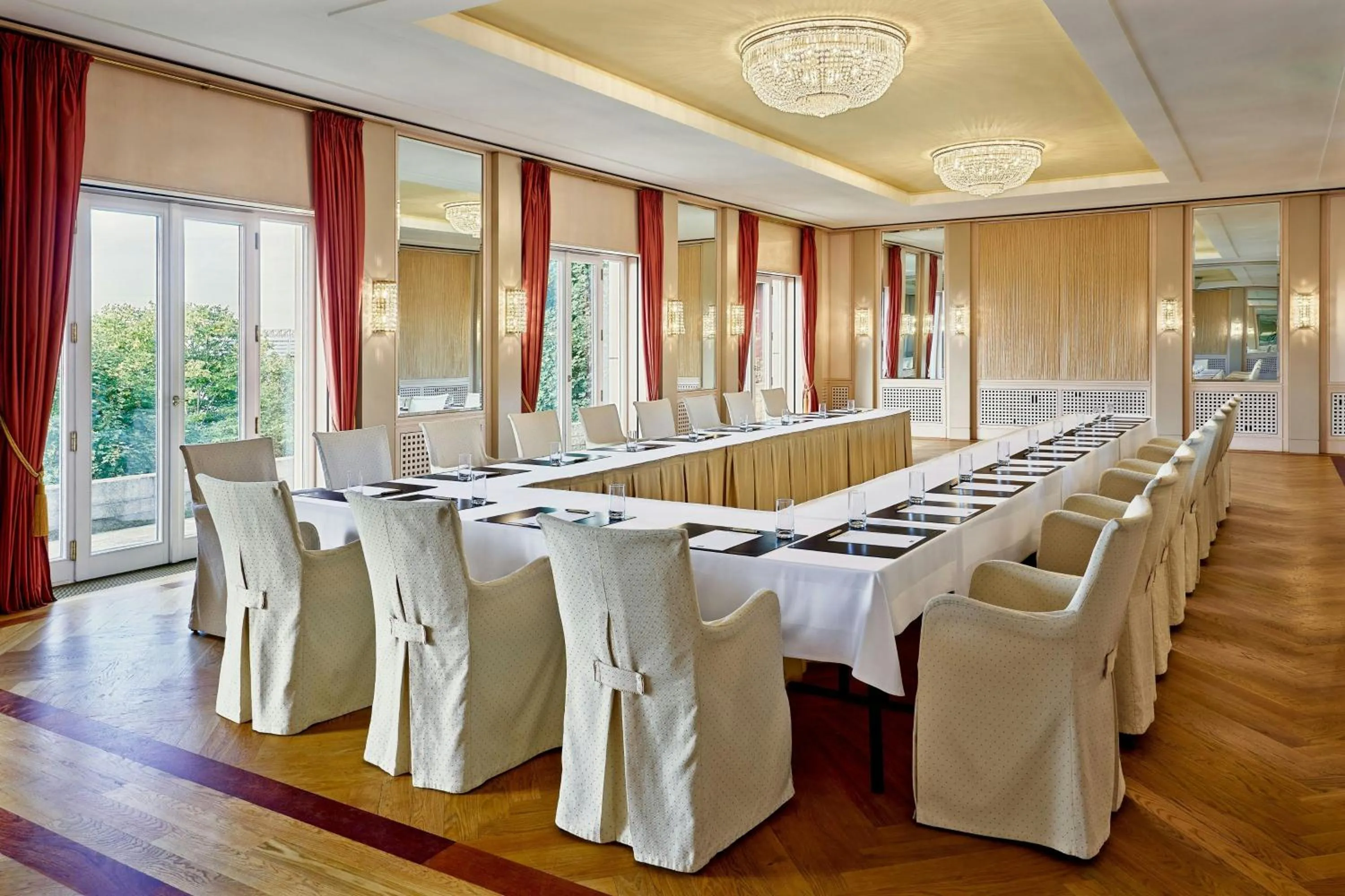 Meeting/conference room in Louis C Jacob, Hamburg, Autograph Collection