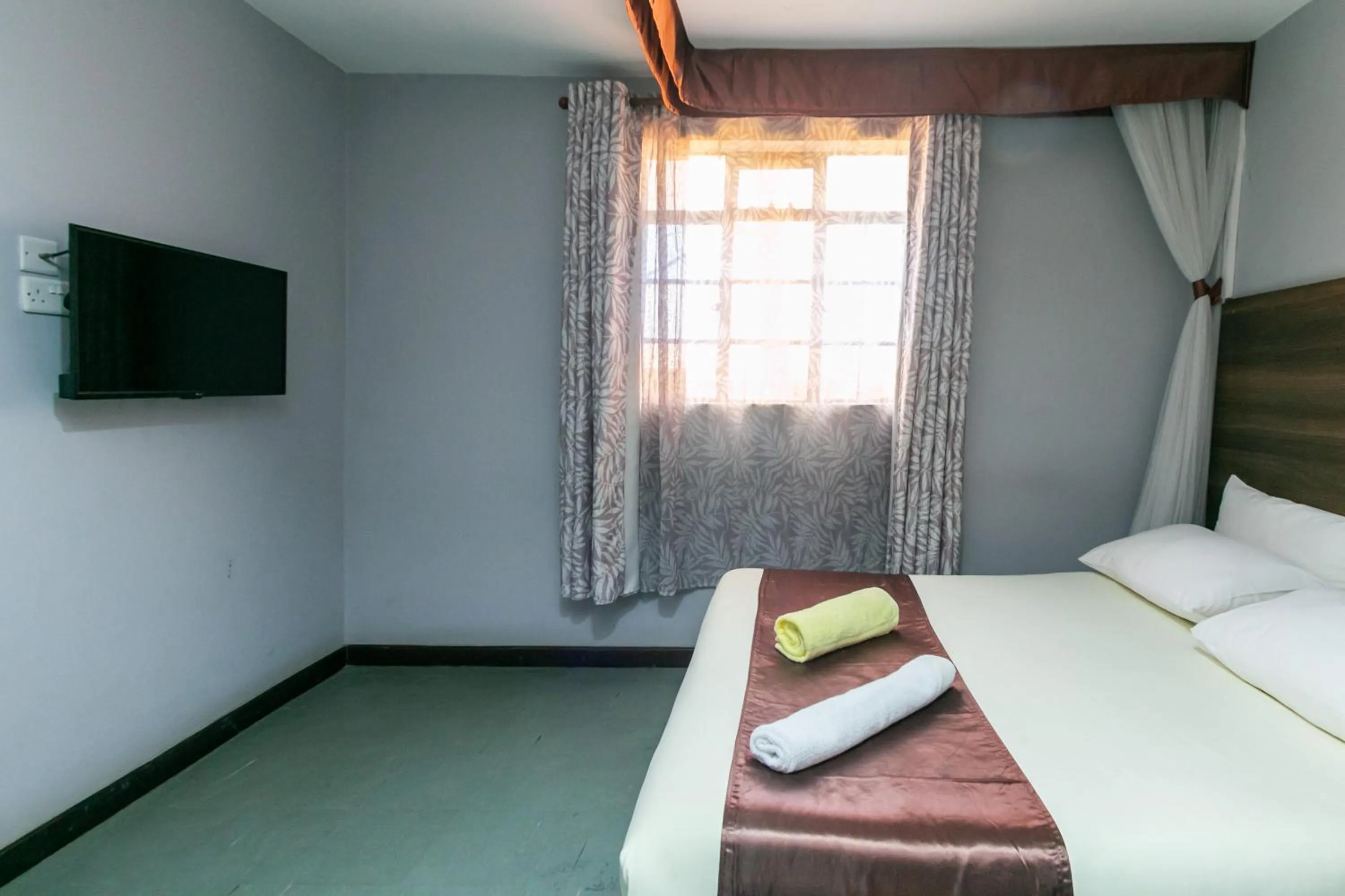 Bed in Kings Premier Inn