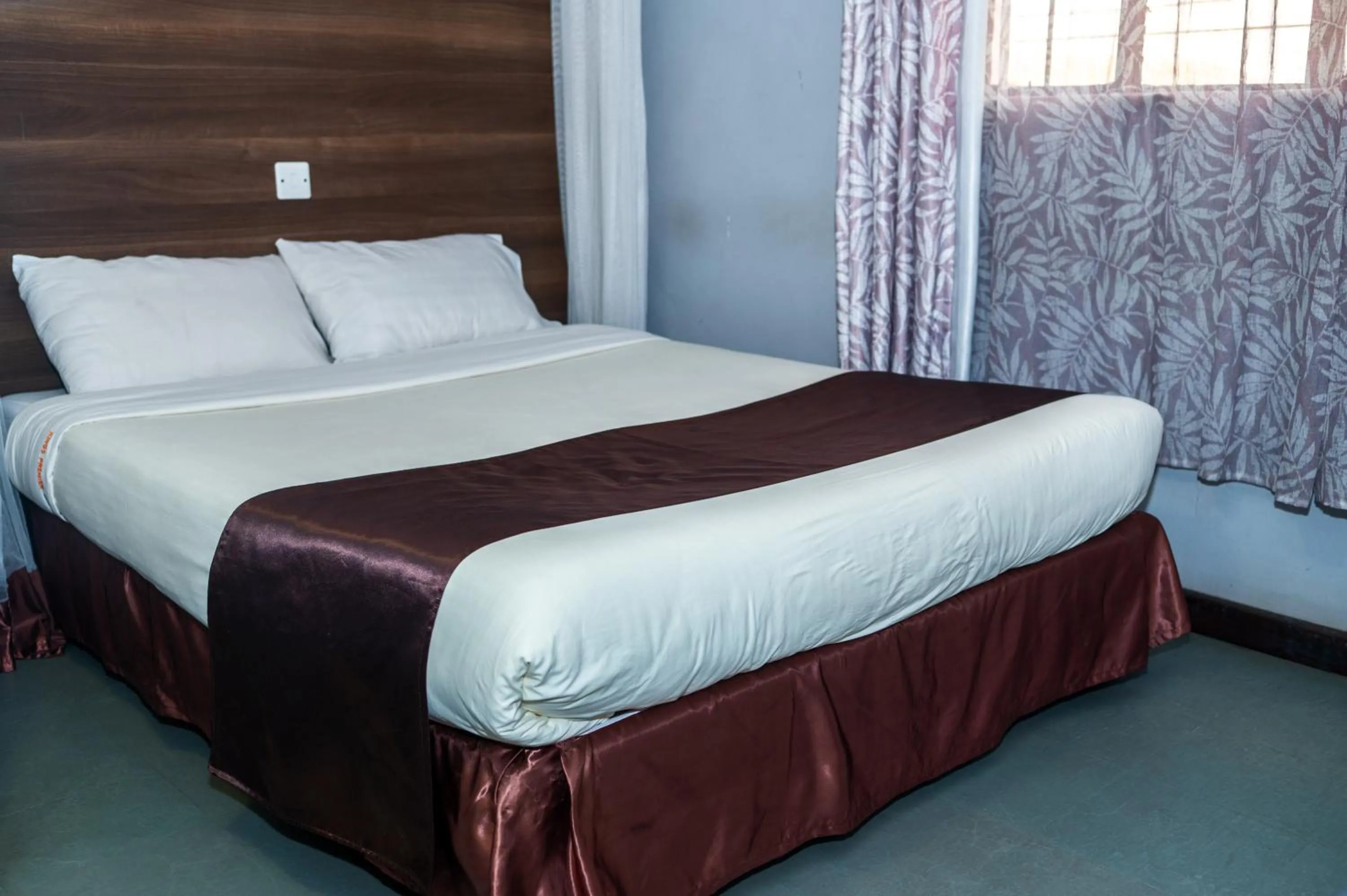 Bed in Kings Premier Inn