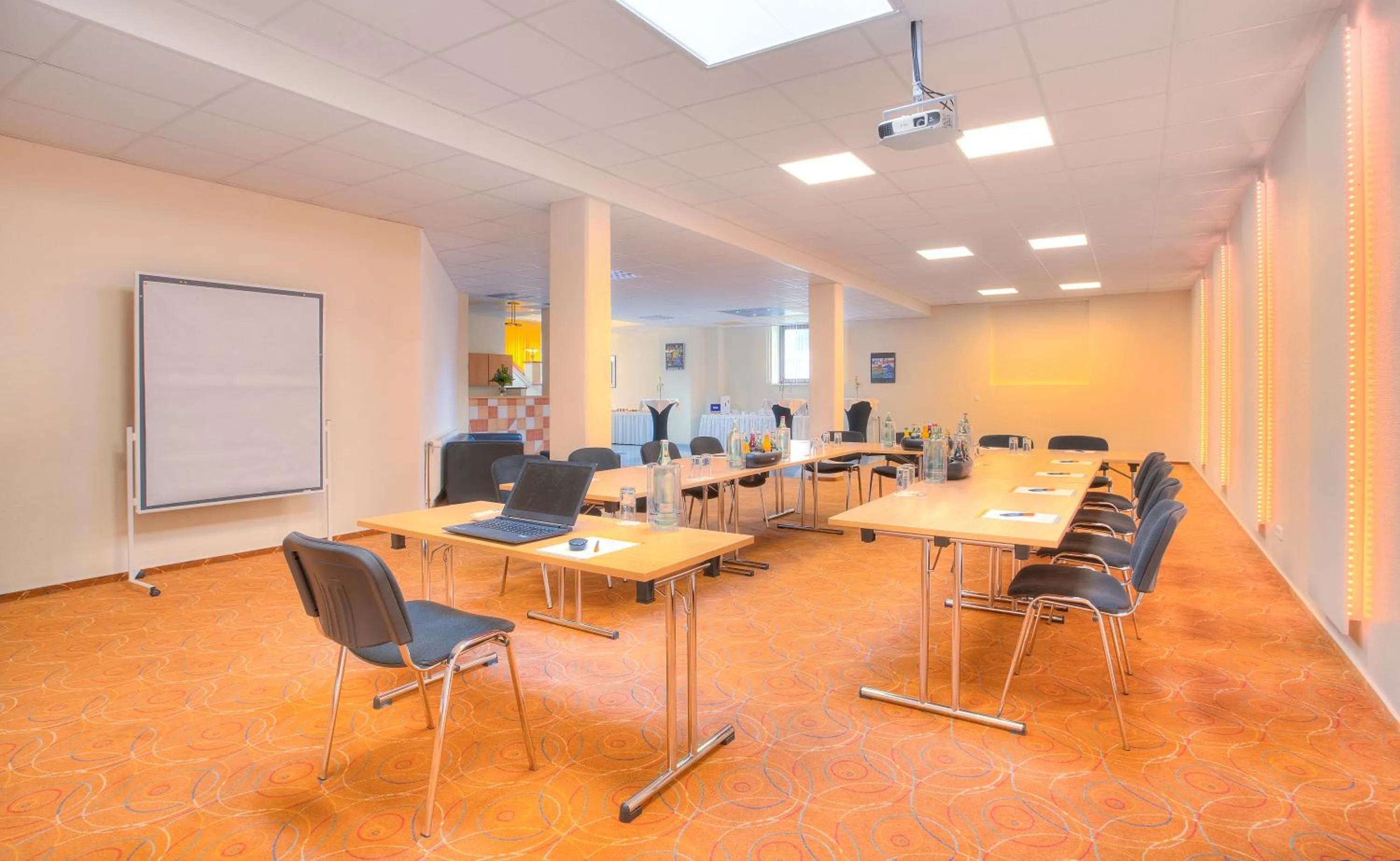 Business facilities in Kleefelder Hof