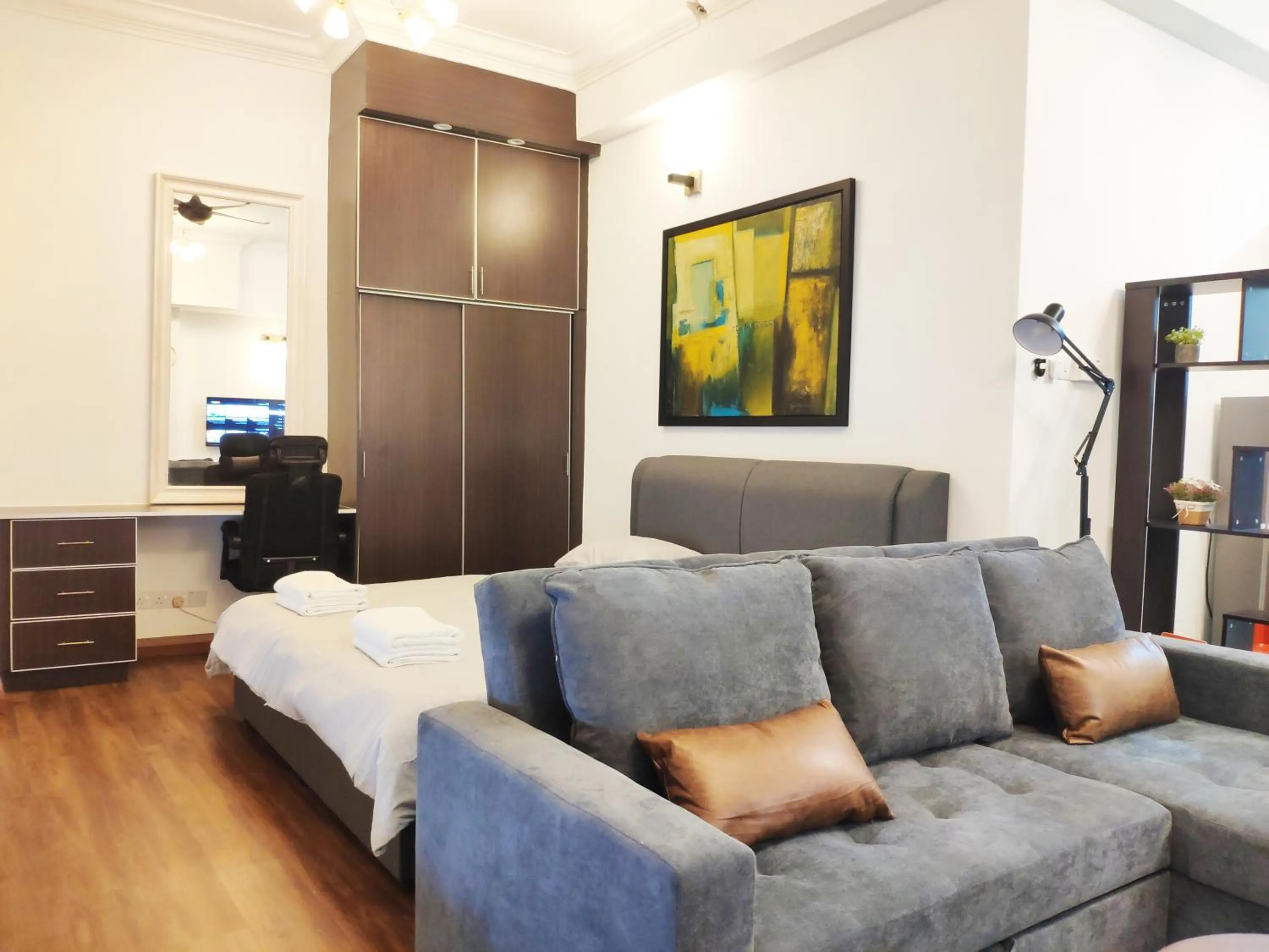 Living room in Parkview KLCC by Salaam Suites, 4 pax