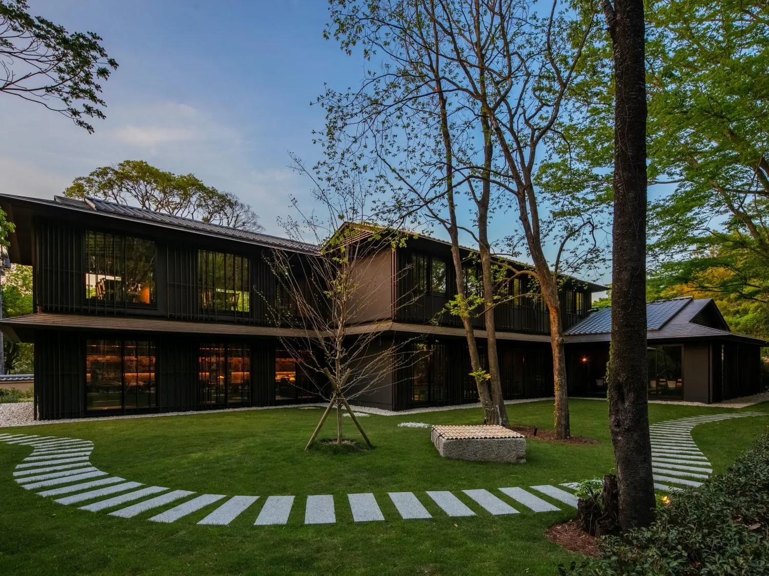 Restaurant/places to eat in Fufu Nara