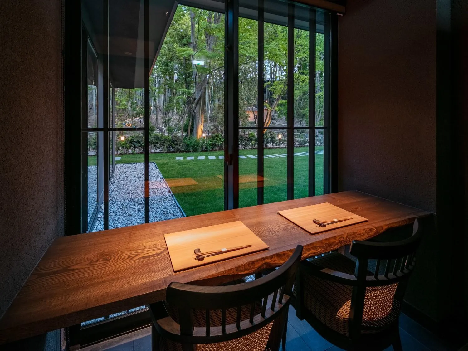 Restaurant/places to eat in Fufu Nara