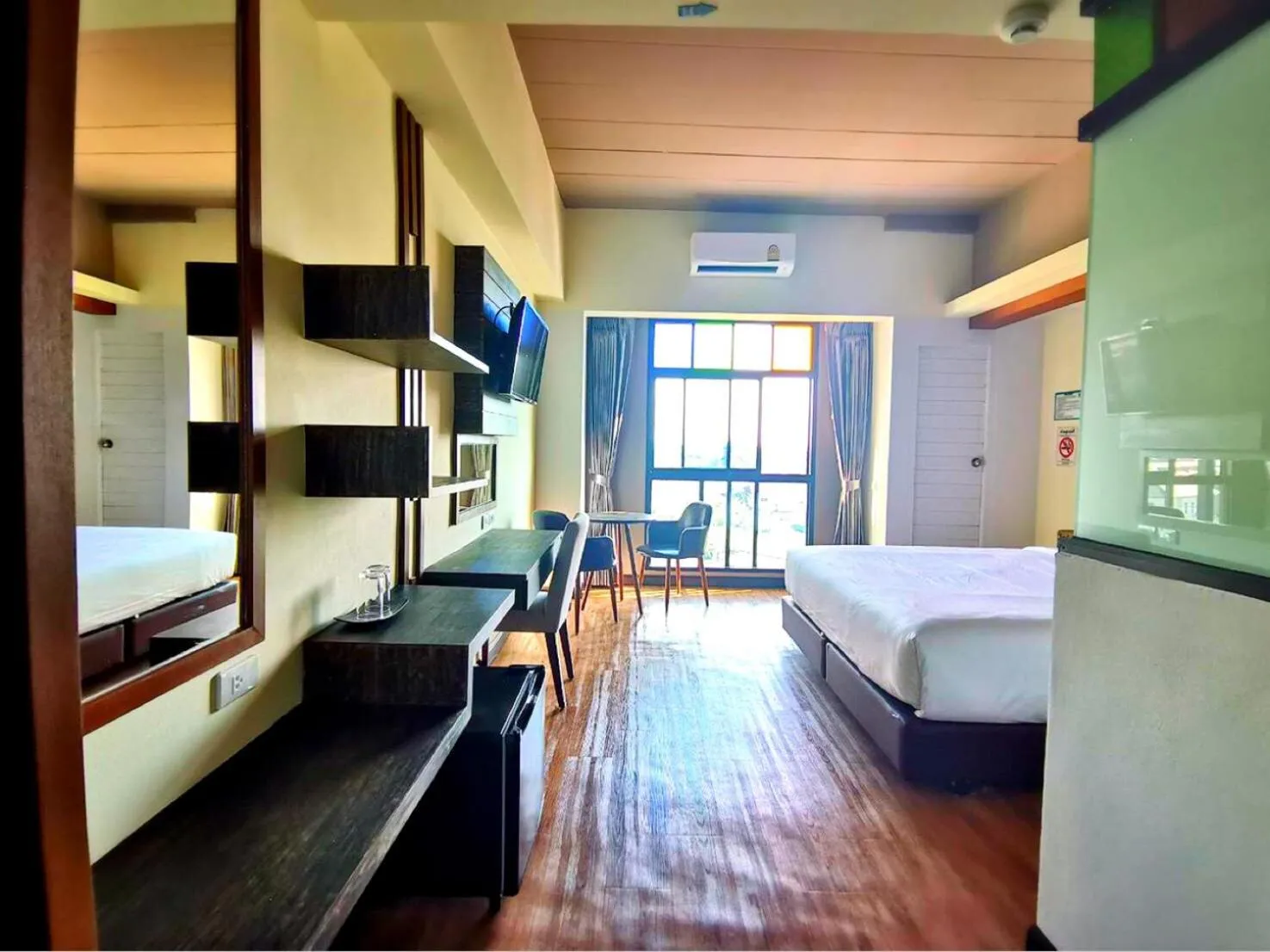 Photo of the whole room, Bed in PS Thungsao Hotel