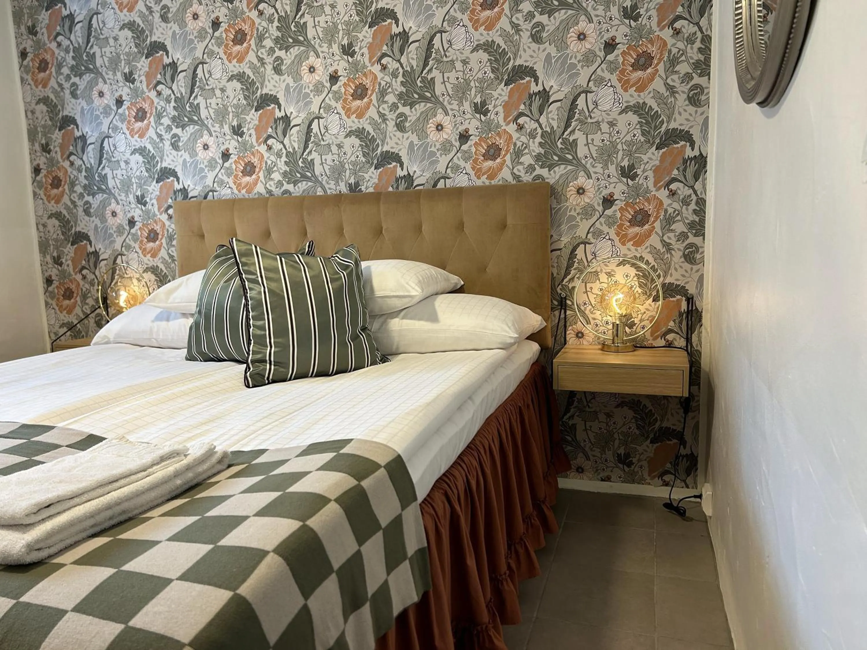 Bed in Halmstad Gårdshotell