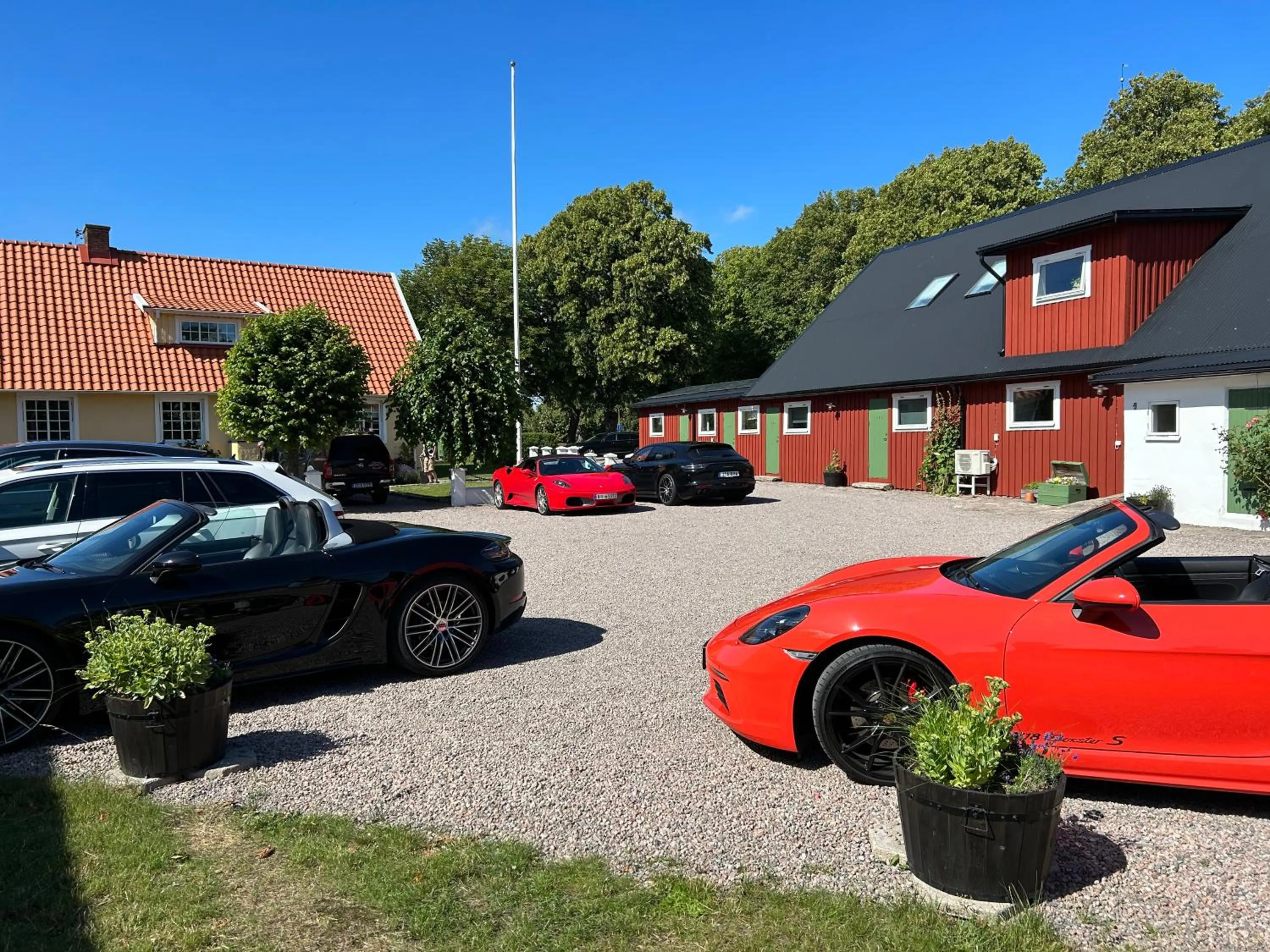 Property building in Halmstad Gårdshotell