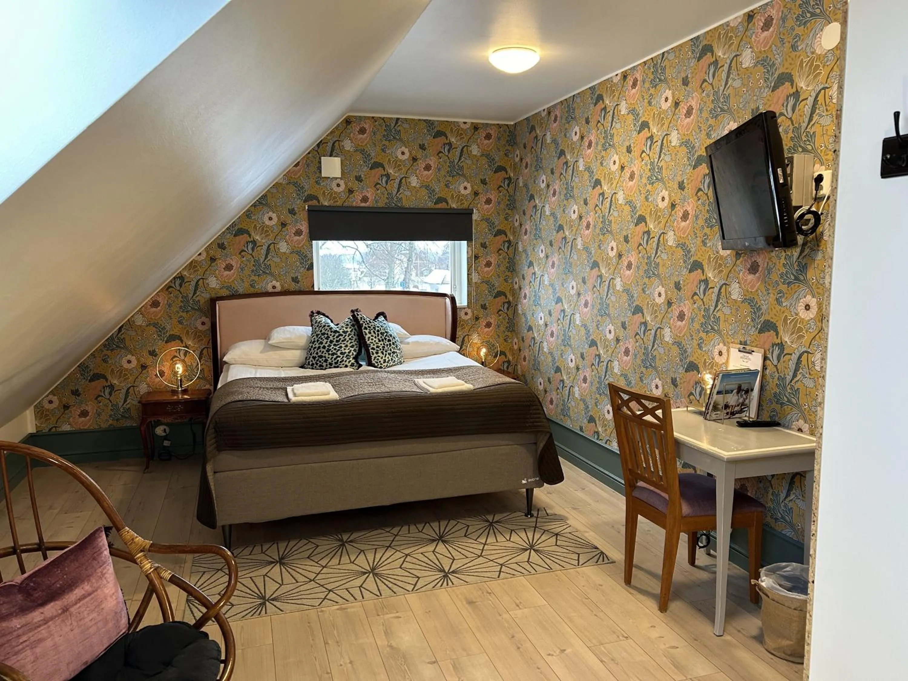 Bed in Halmstad Gårdshotell