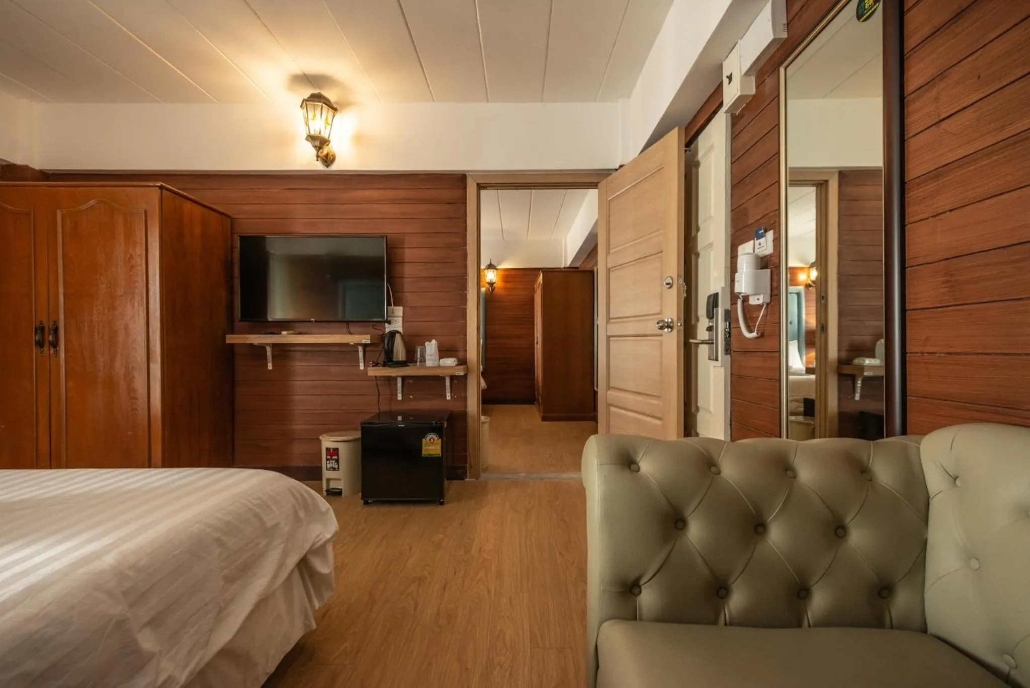 Bed in @42 Residence