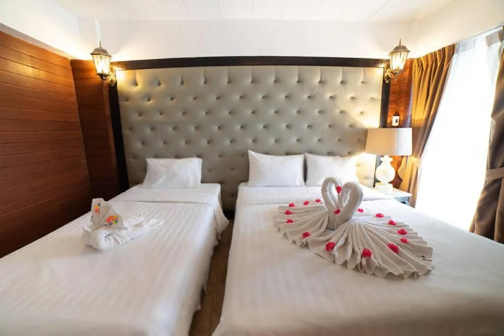 Bed in @42 Residence