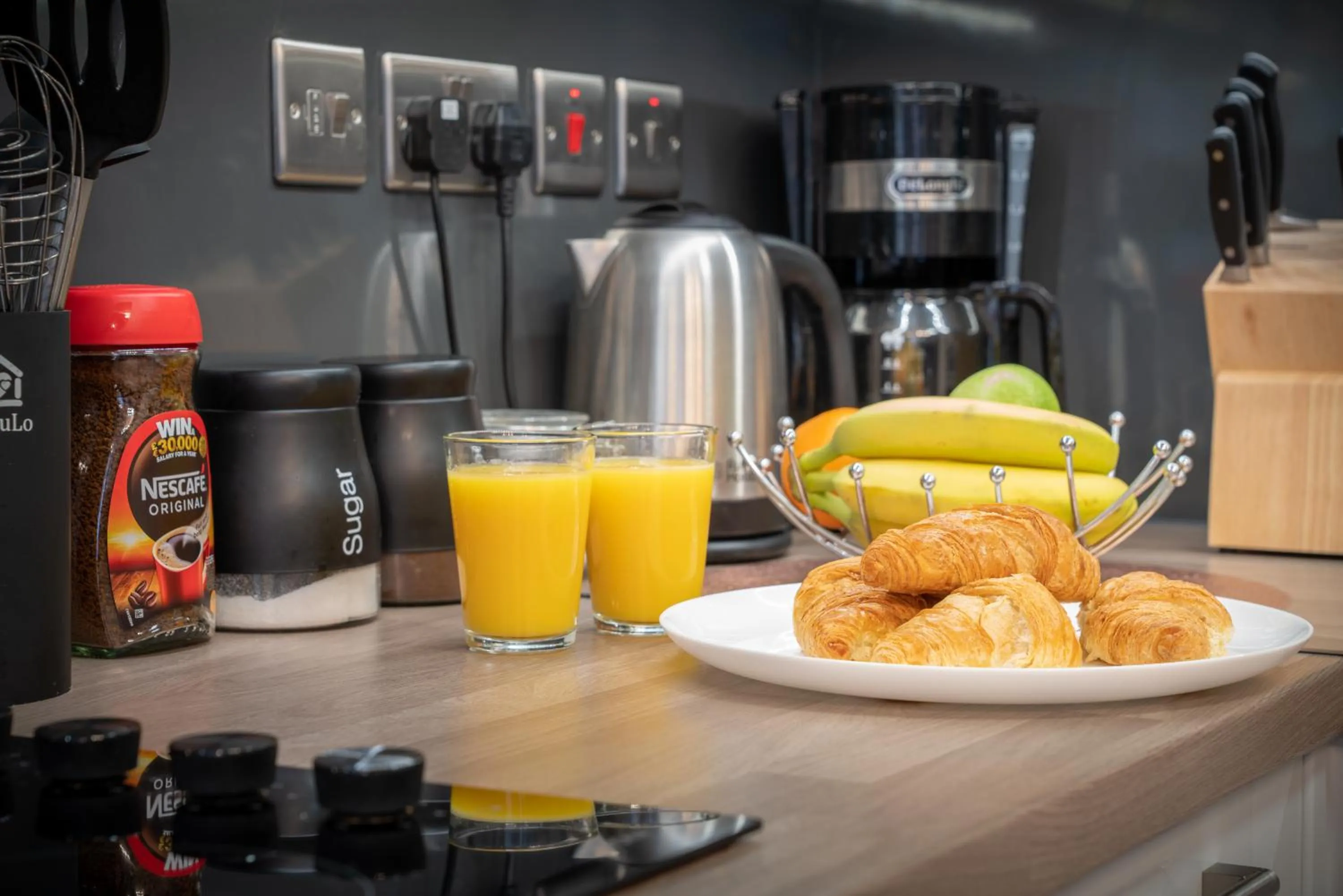 Food close-up in Central Apartment With 55” Smart TV+Netflix