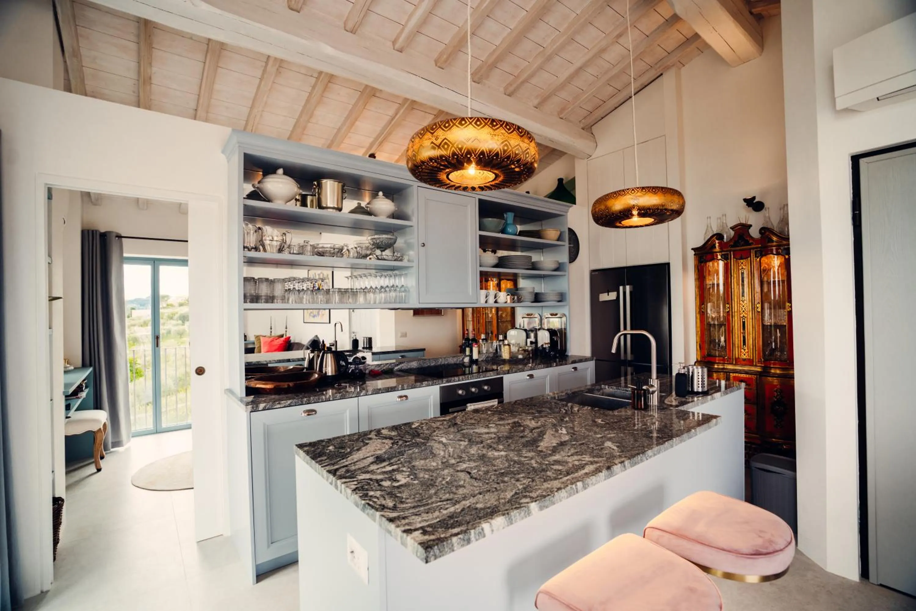 Kitchen or kitchenette in Borgo 69 Villas & Suites