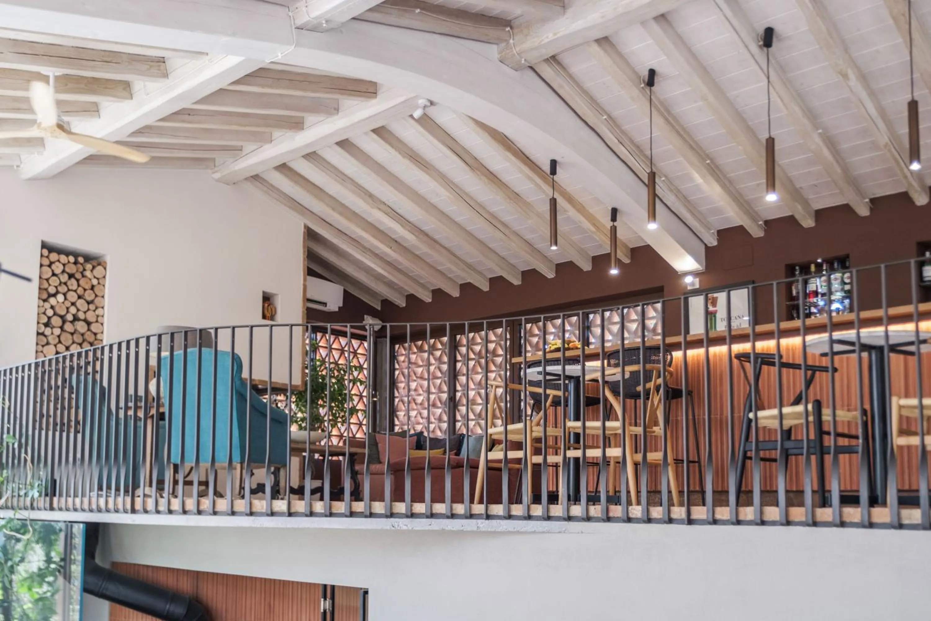 Restaurant/places to eat in Borgo 69 Villas & Suites