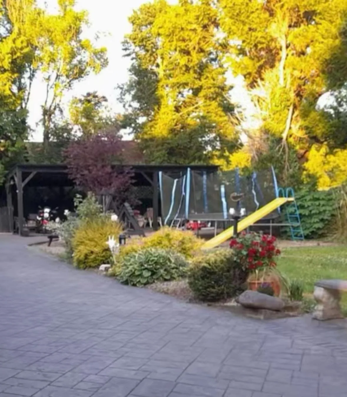 Garden in Arch House