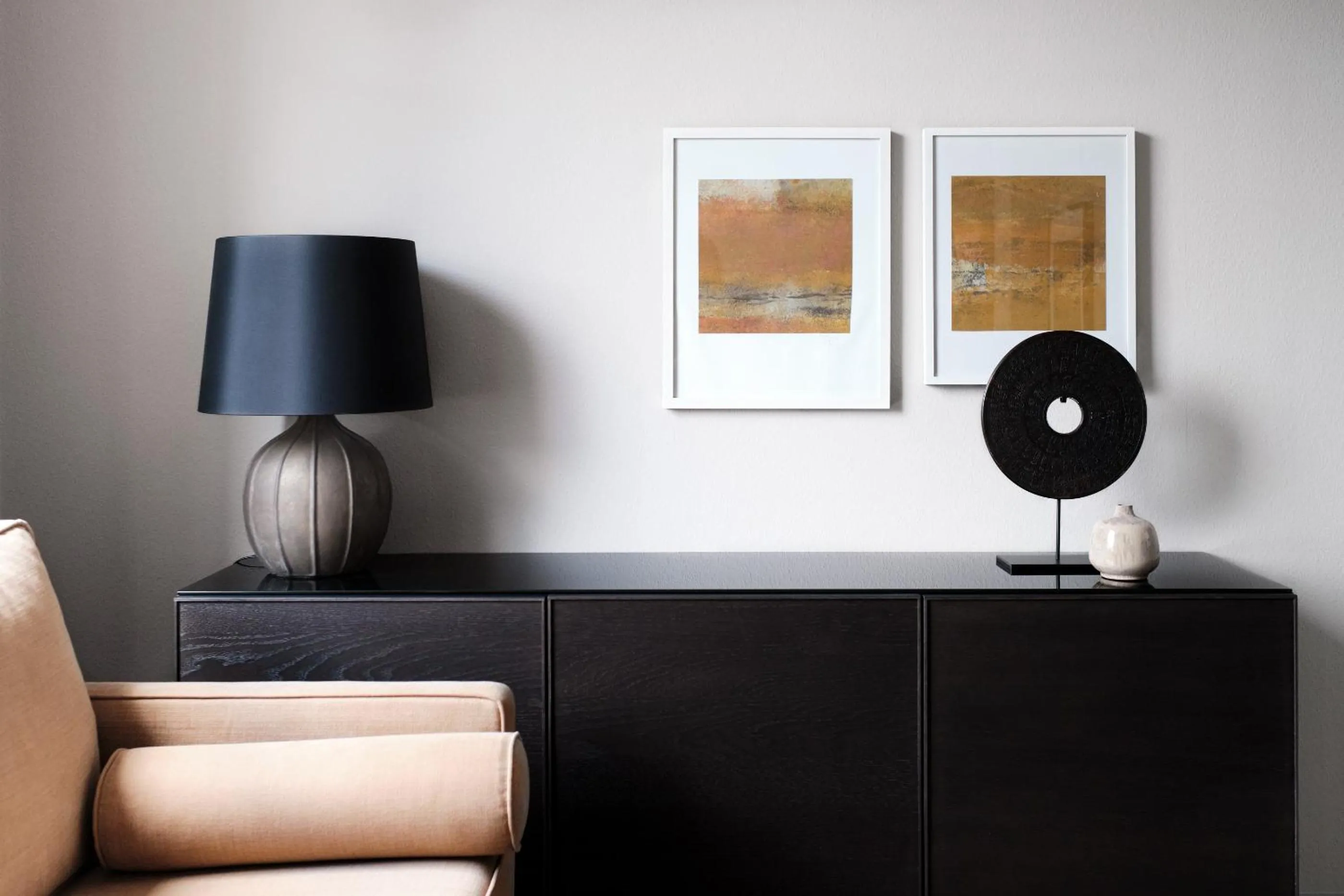 Living room in SAXX Apartments "Goldberg Karree"