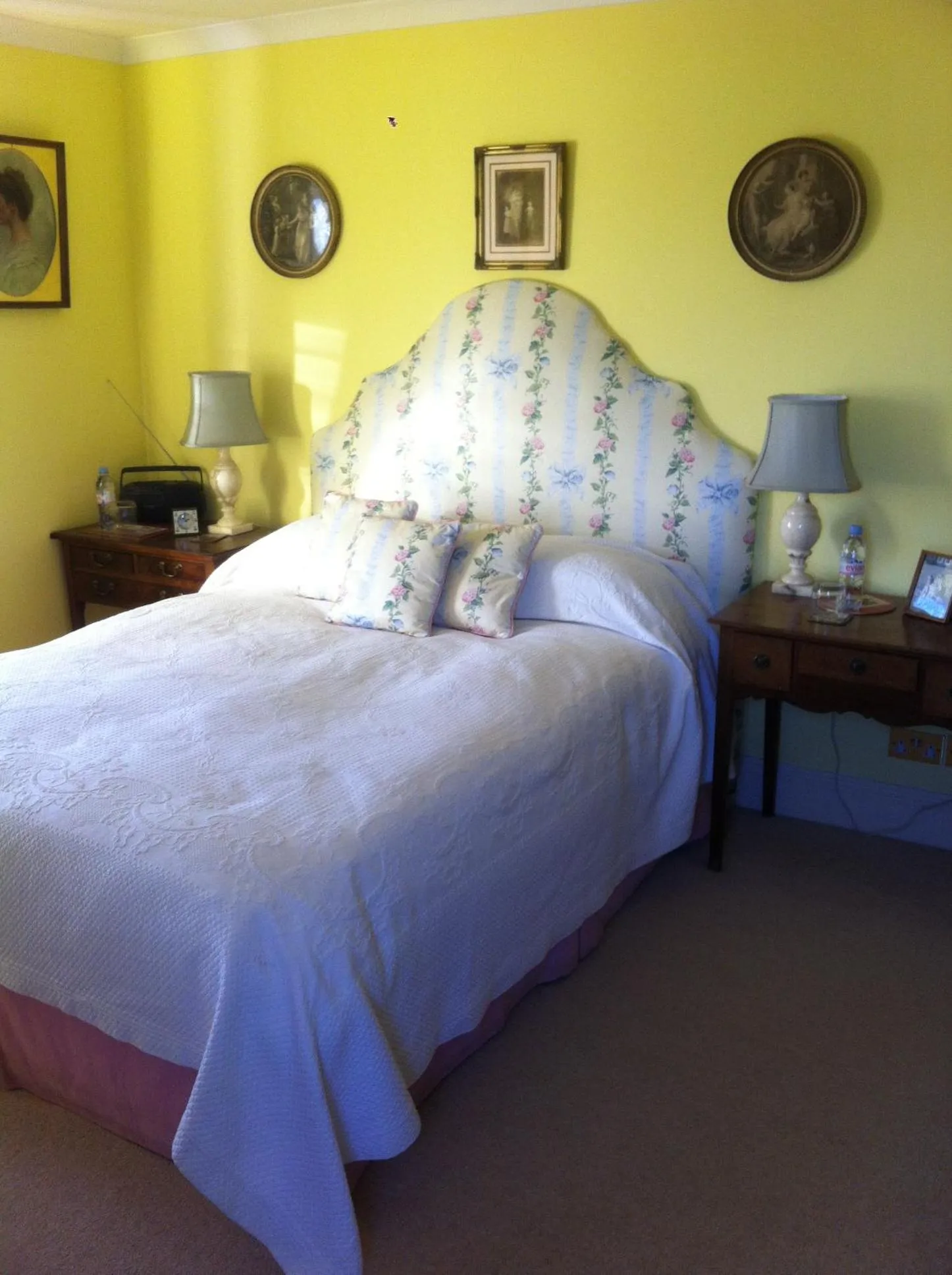 Bedroom, Bed in Petercott