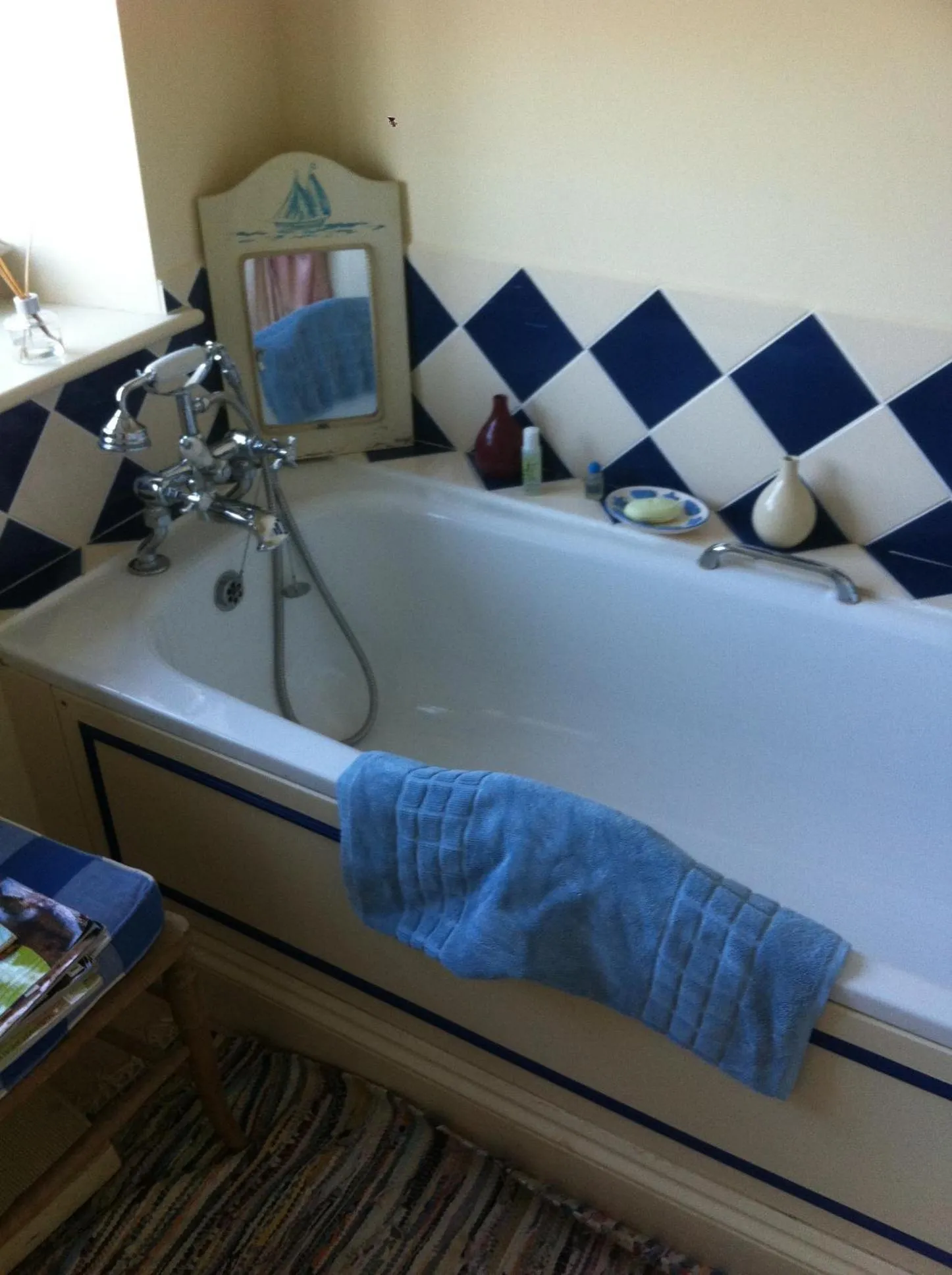 Bathroom, Bed in Petercott