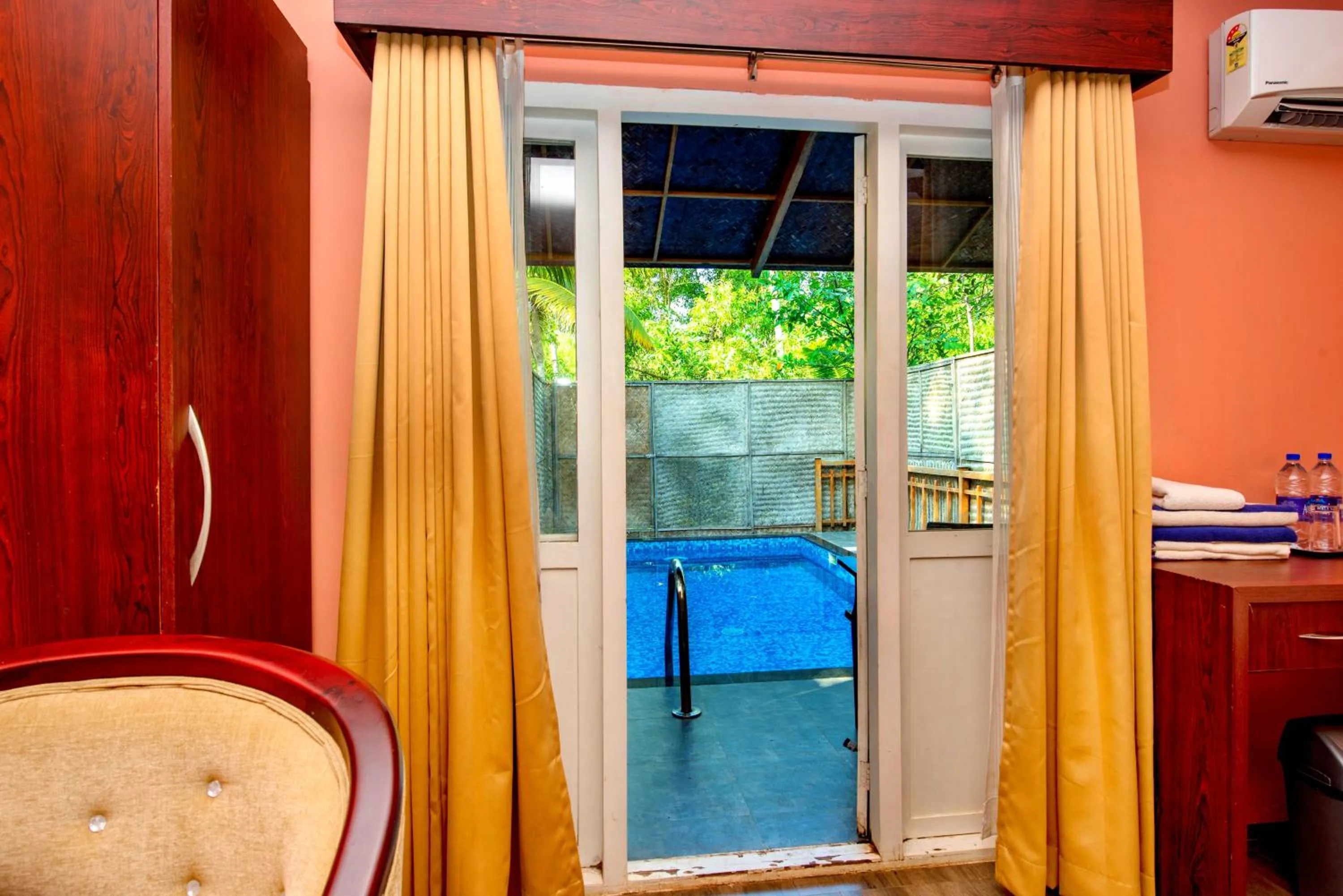 Swimming pool in GoGo Land Resort & Adventurous Sports