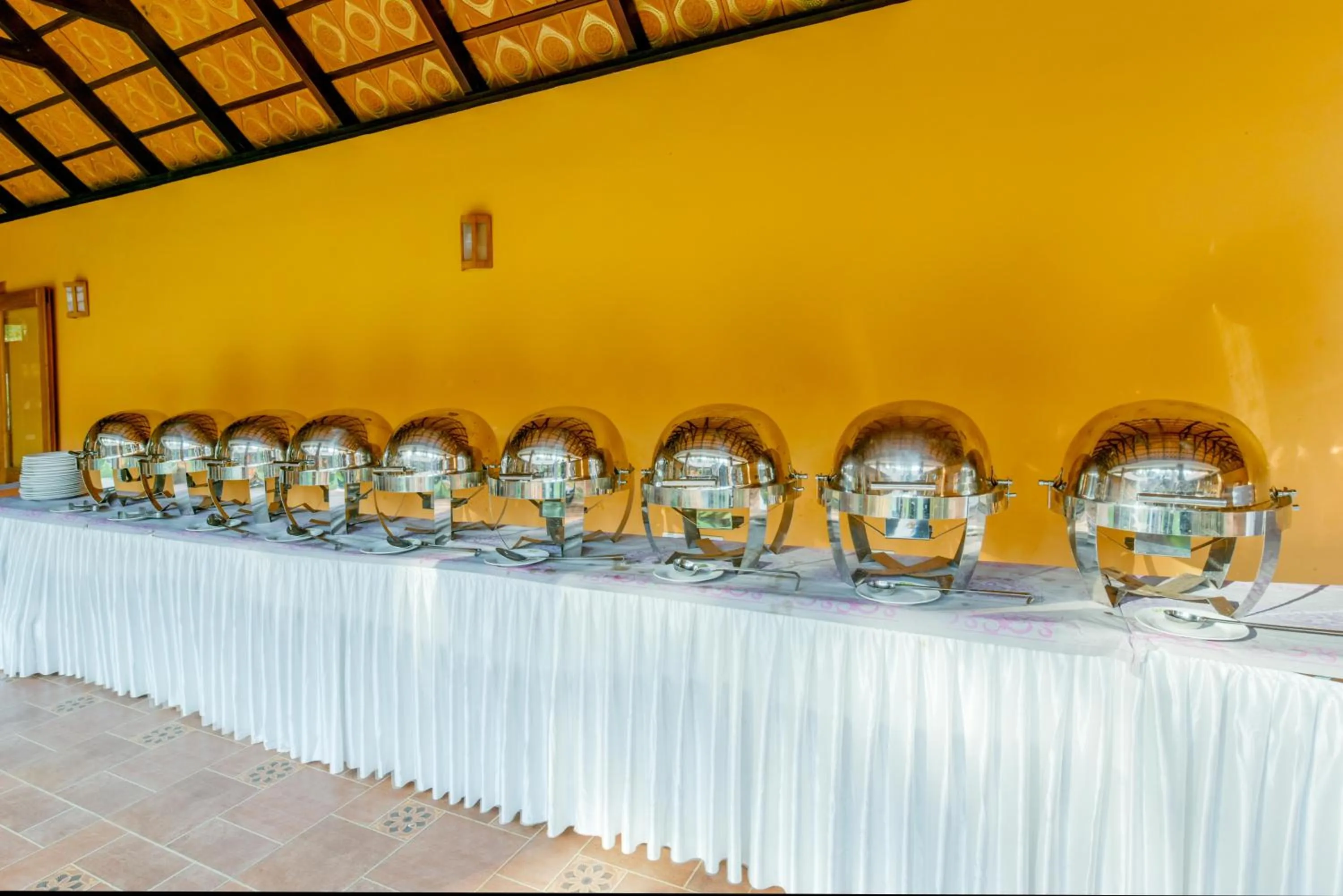 Food in GoGo Land Resort & Adventurous Sports