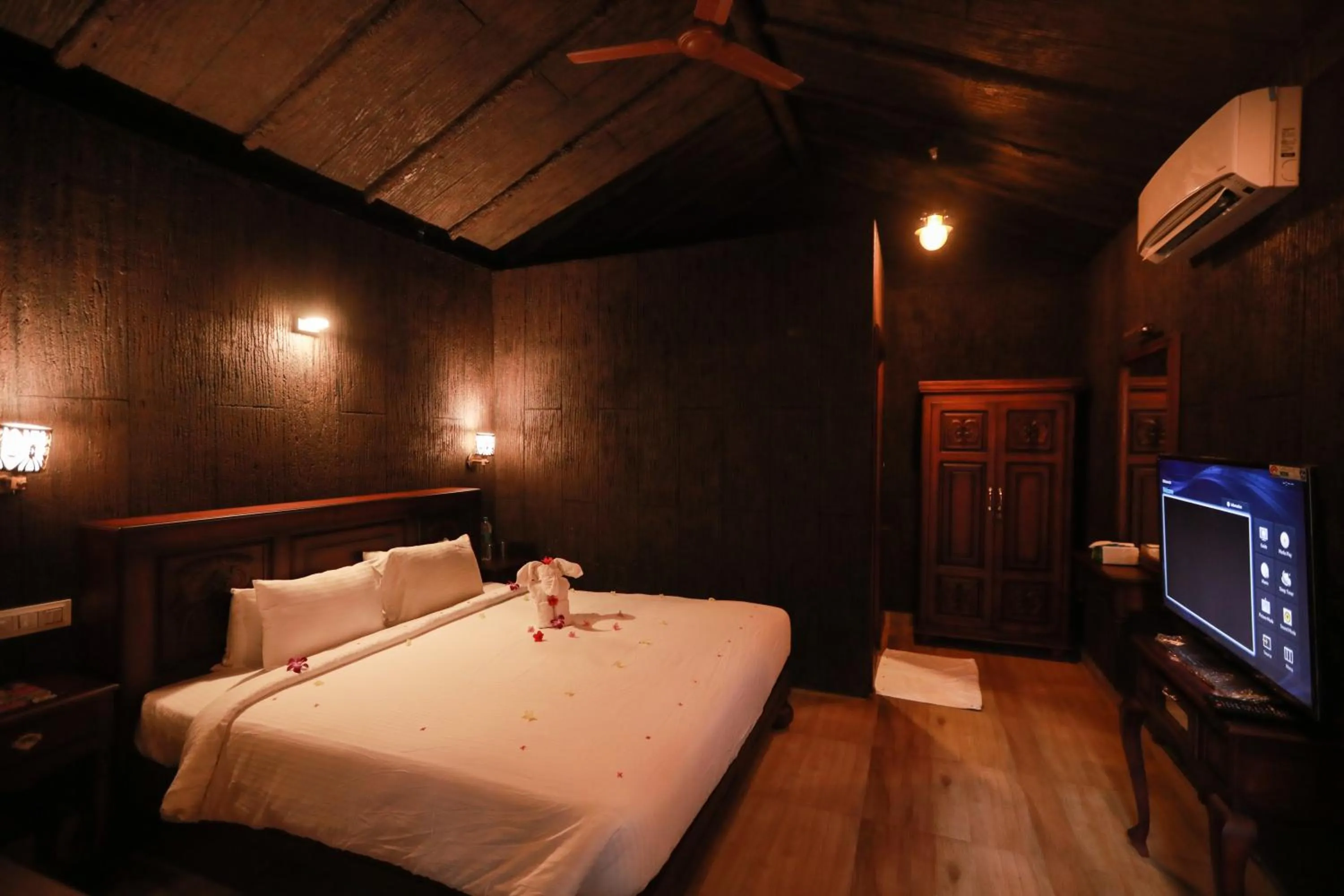 Bed in GoGo Land Resort & Adventurous Sports