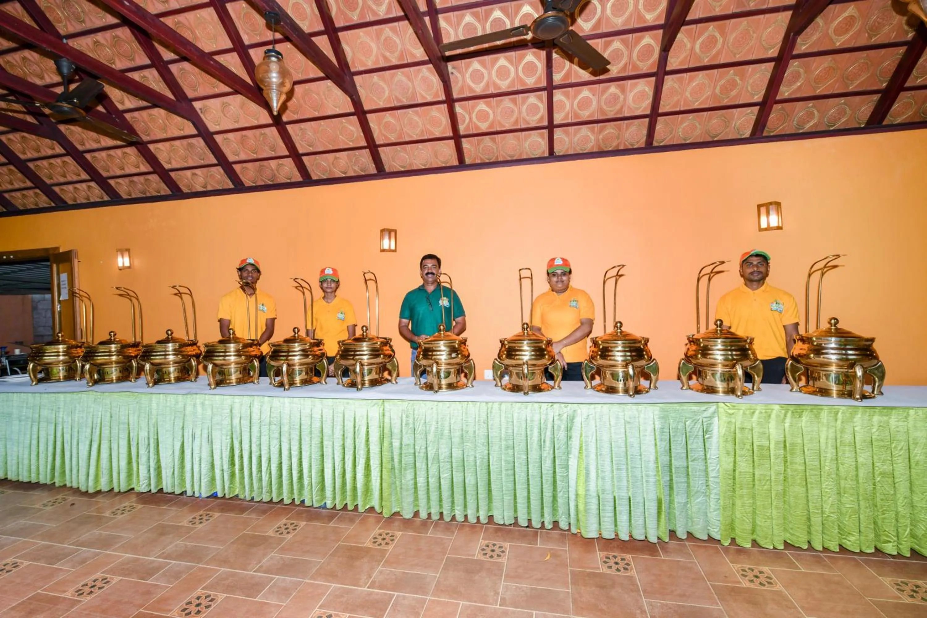 Food and drinks in GoGo Land Resort & Adventurous Sports