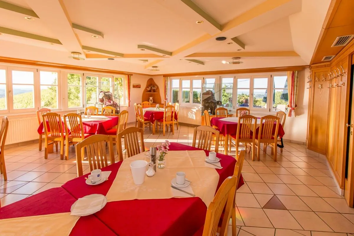 Restaurant/places to eat in Hotel Eckbergerhof