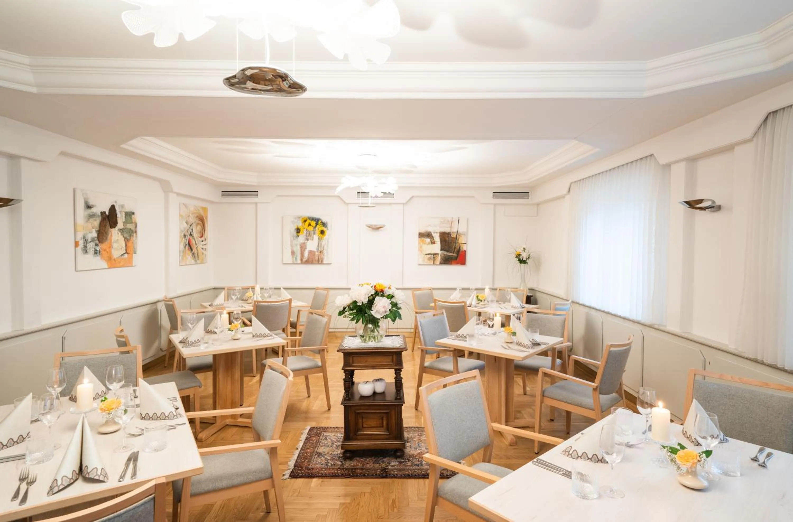 Restaurant/places to eat in Hotel-Restaurant Gollner
