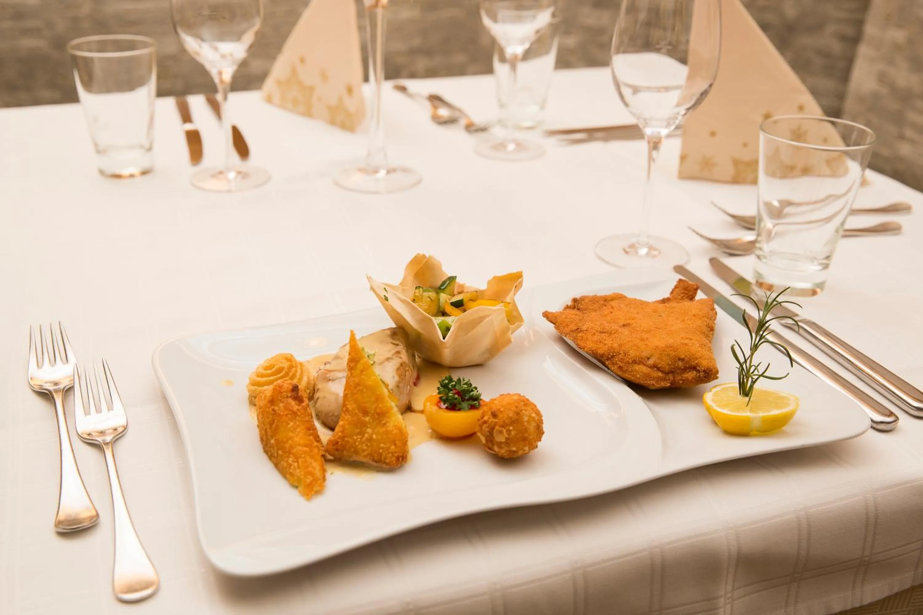 Restaurant/places to eat in Hotel-Restaurant Gollner