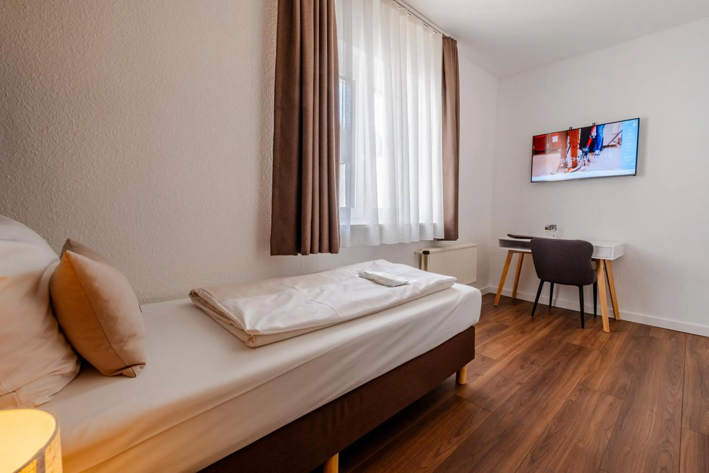 Photo of the whole room, Bed in Hotel Winterberg Resort