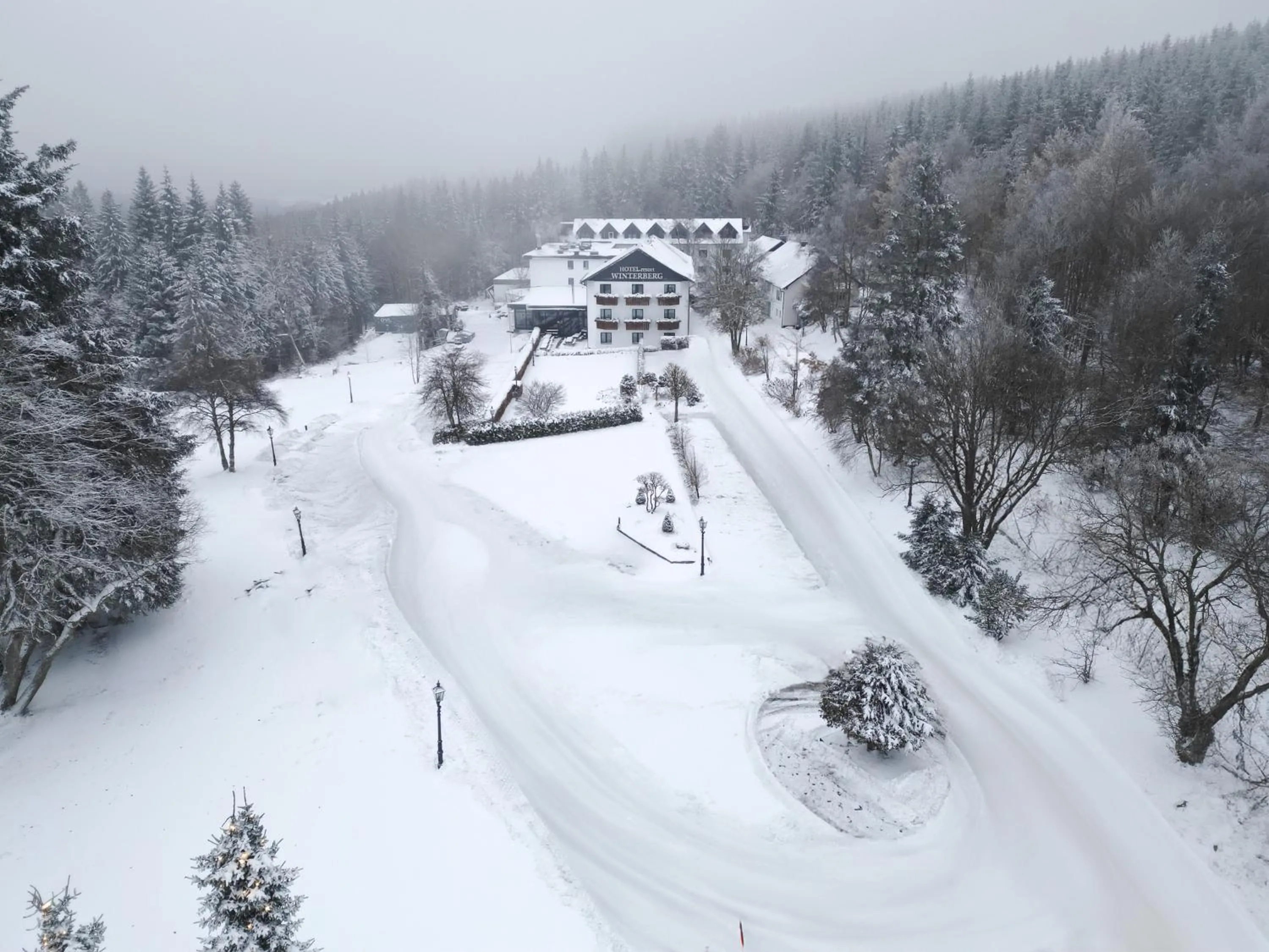 Property building in Hotel Winterberg Resort