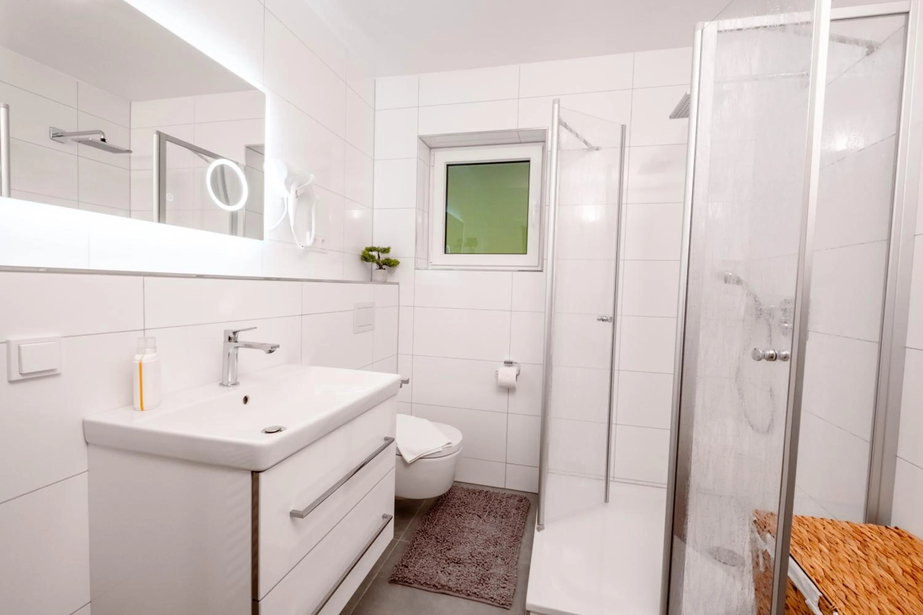 Shower in Hotel Winterberg Resort