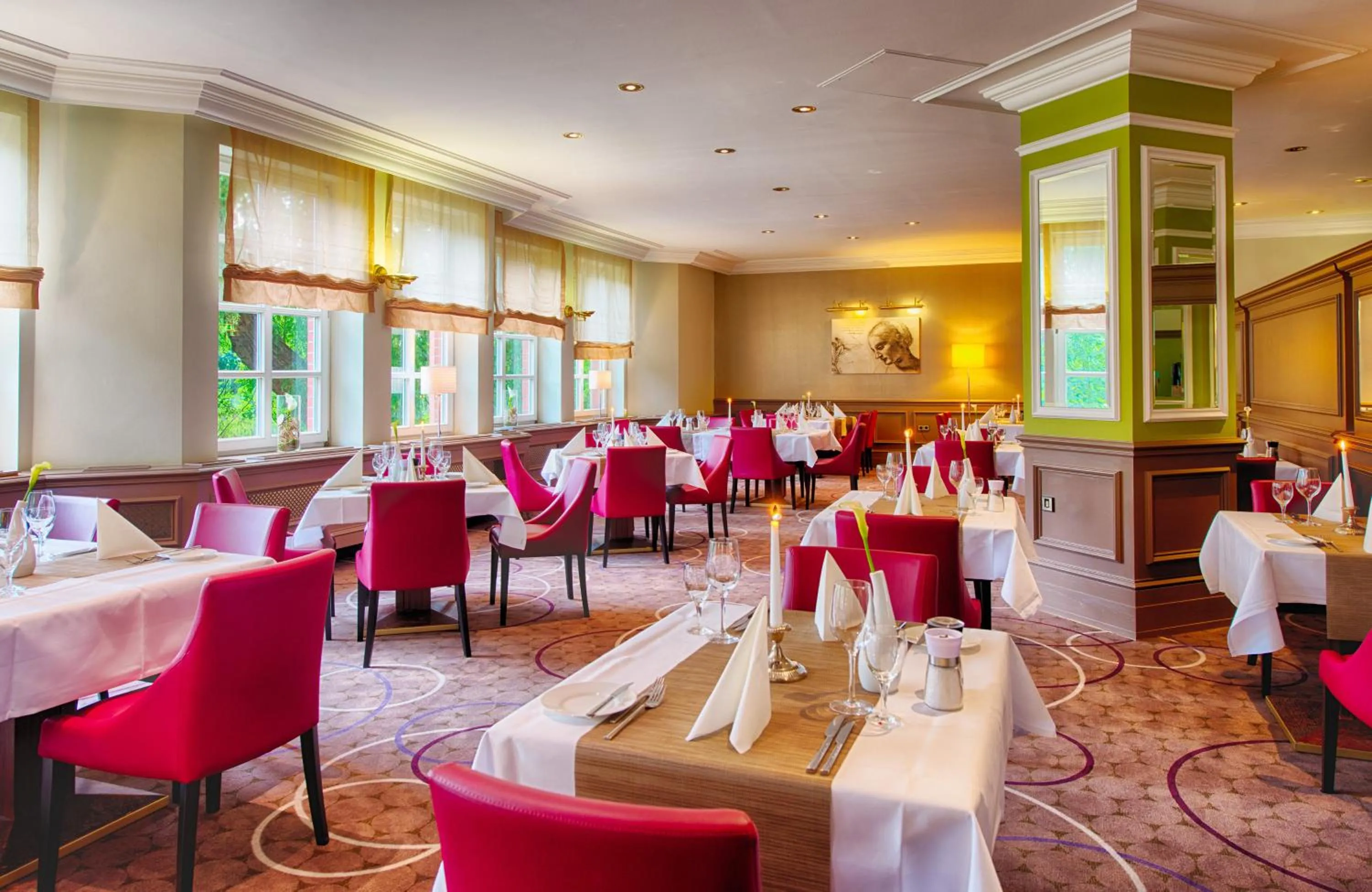 Restaurant/places to eat in Leonardo Hotel Hamburg Stillhorn