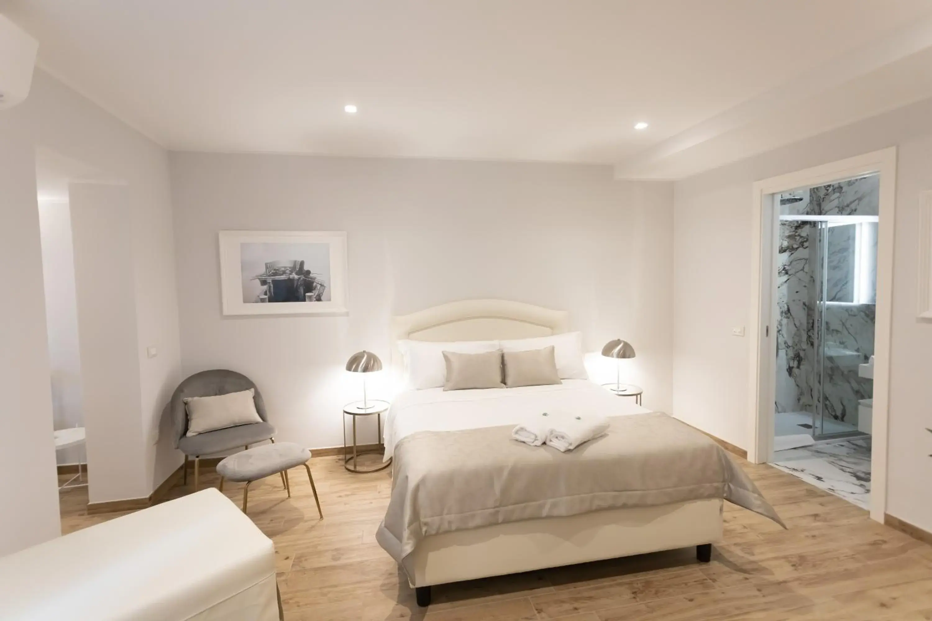 Superior Double Room - single occupancy in Ca' Benedetta Suite House Apartsuite Chioggia Superior Double Room - single occupancy in Ca' Benedetta Suite House Apartsuite Chioggia