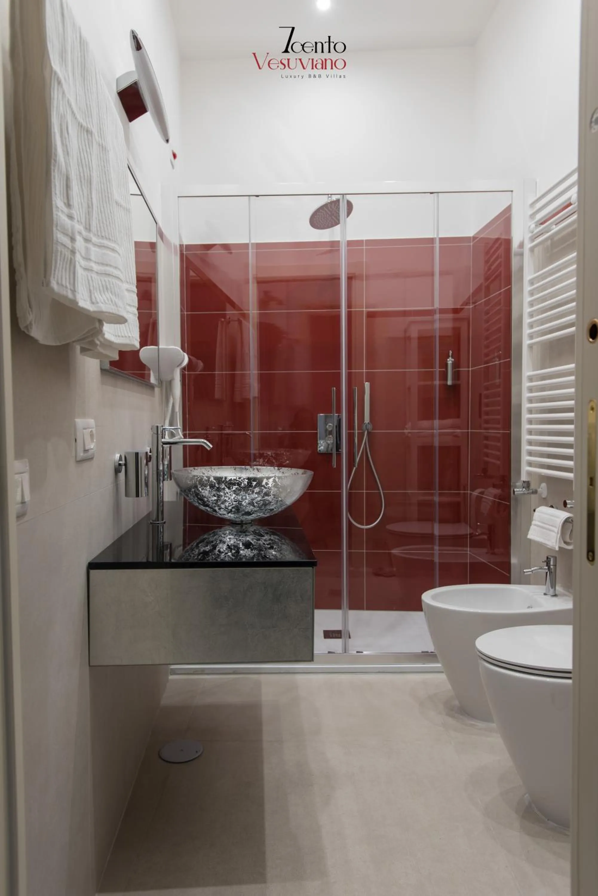 Shower in 7cento Vesuviano